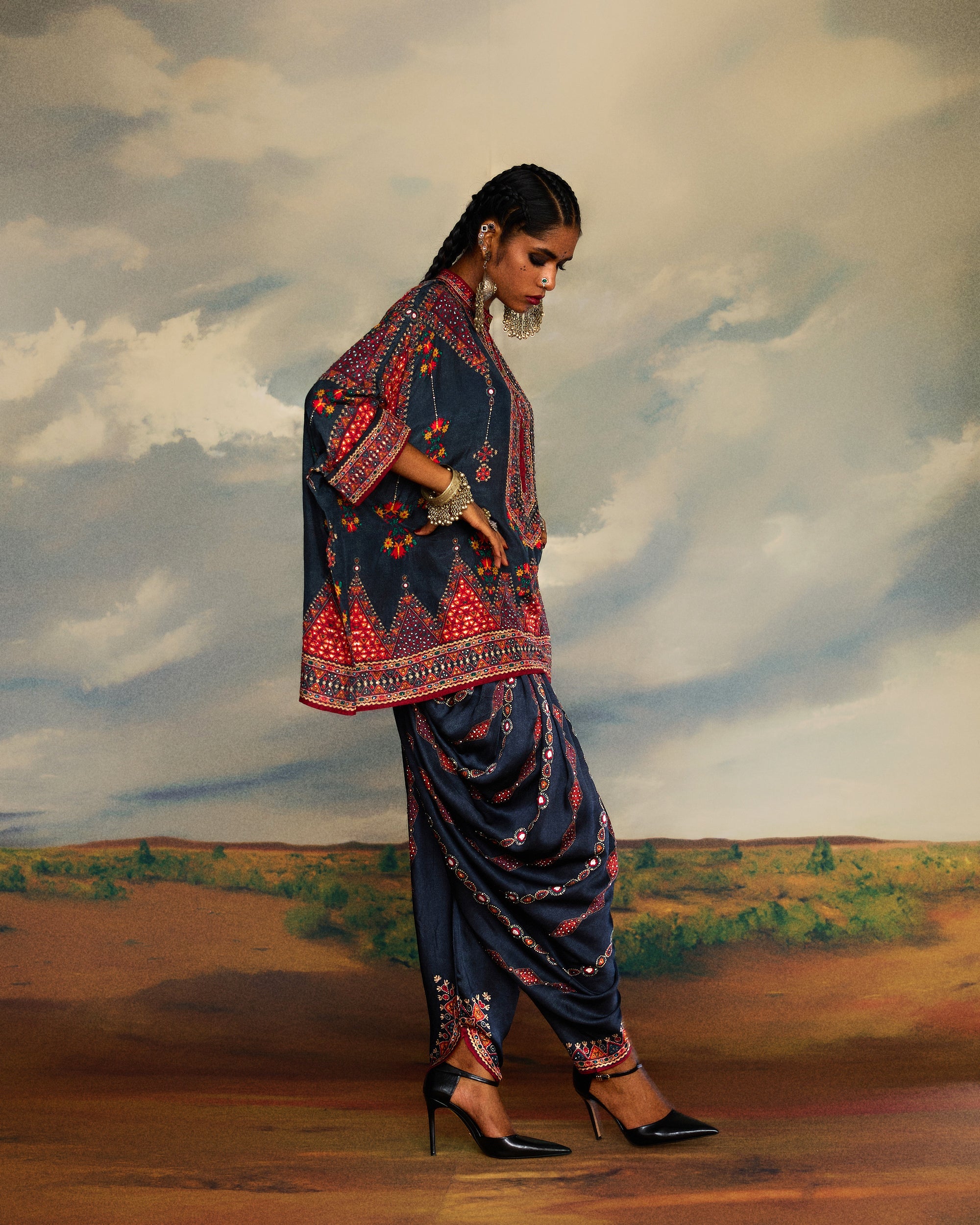 Kutch : Chanel/Afghan - Charcoal