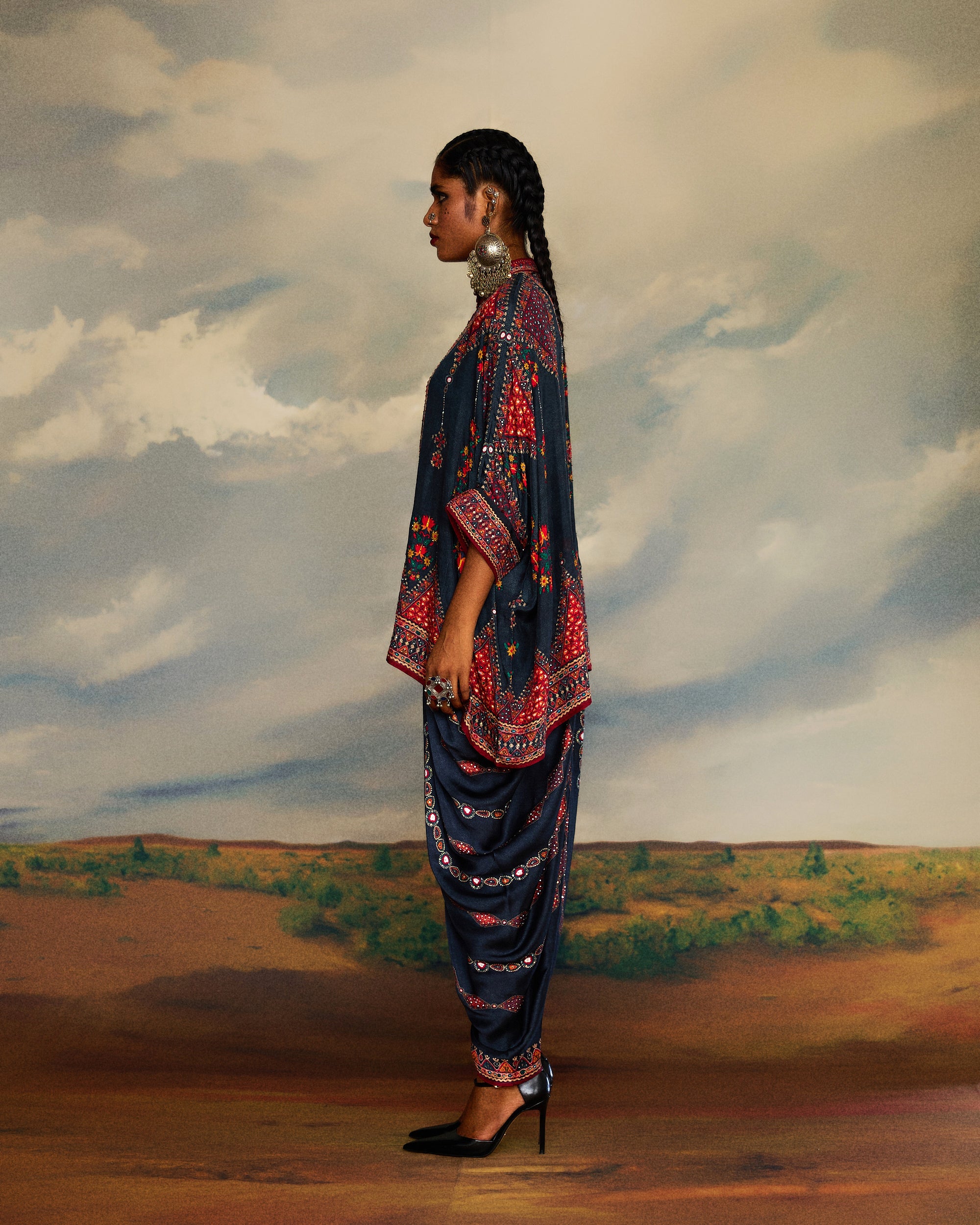 Kutch : Chanel/Afghan - Charcoal