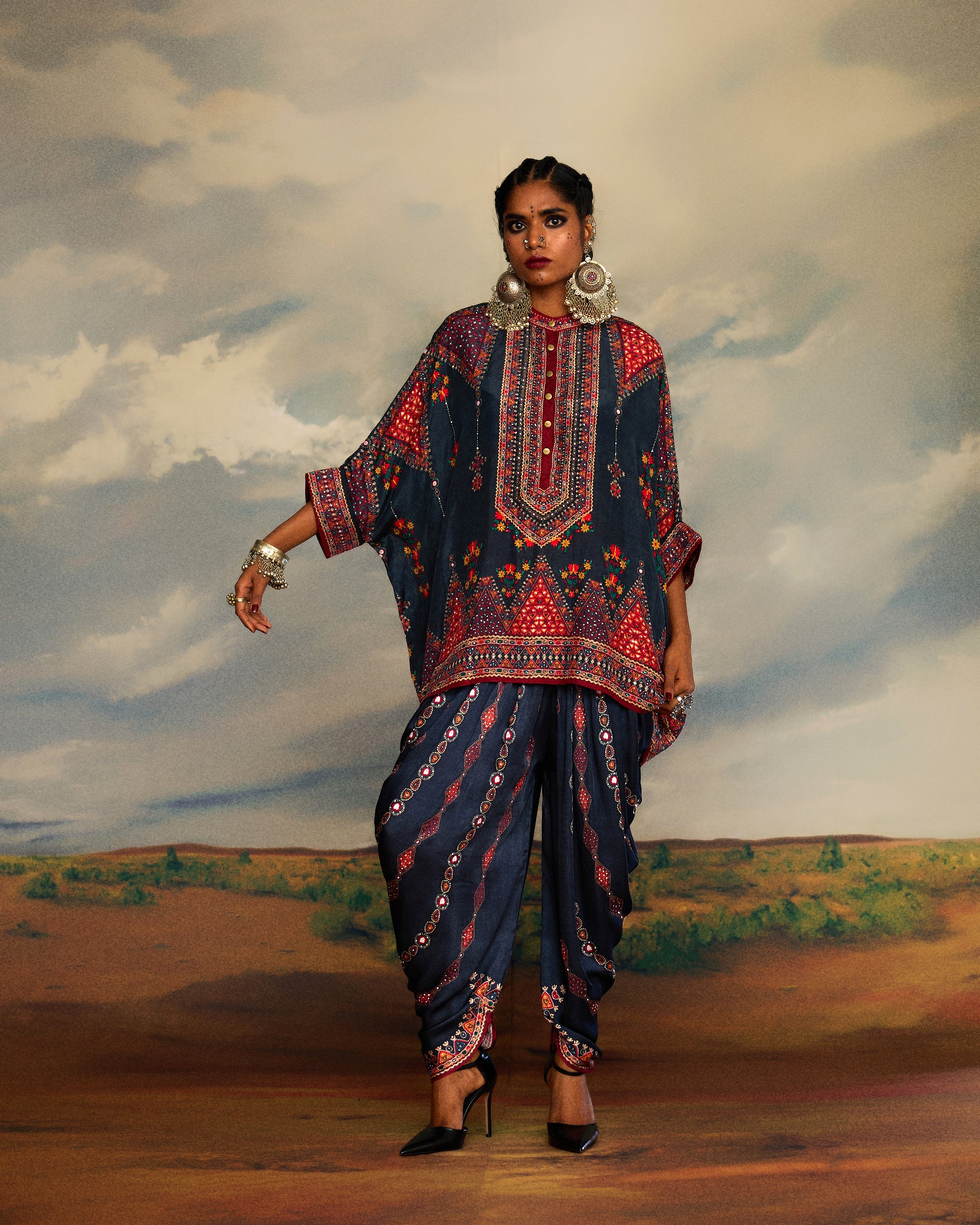 Kutch : Chanel/Afghan - Charcoal