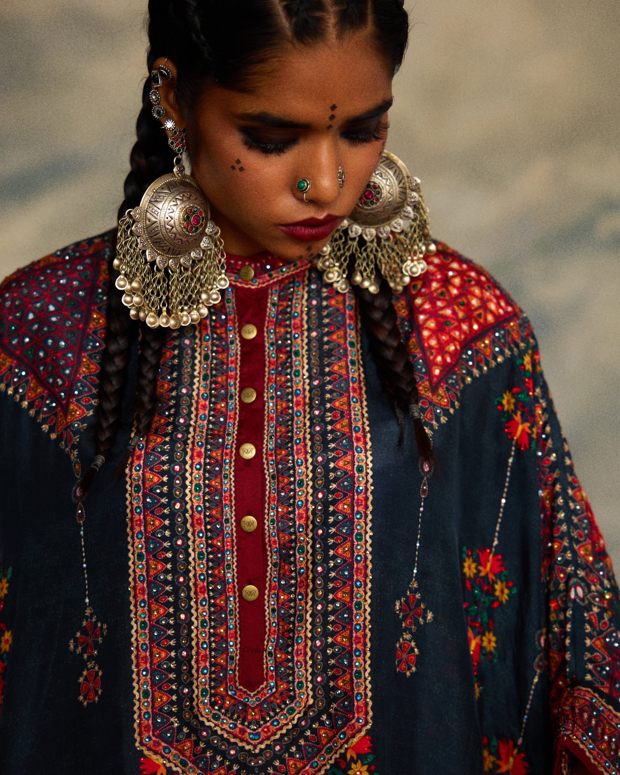 Kutch : Chanel/Afghan - Charcoal