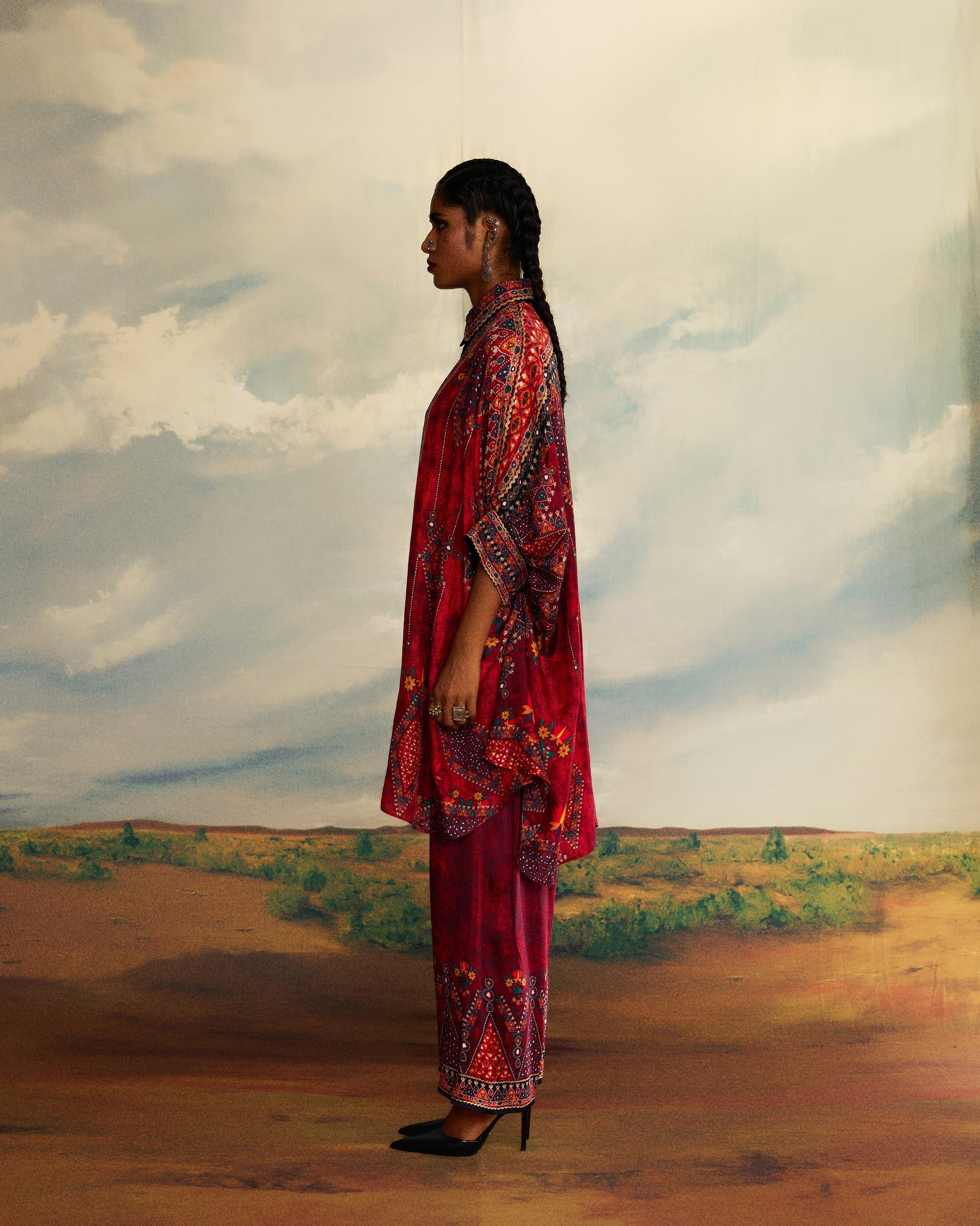 Kutch : Kamara - Red