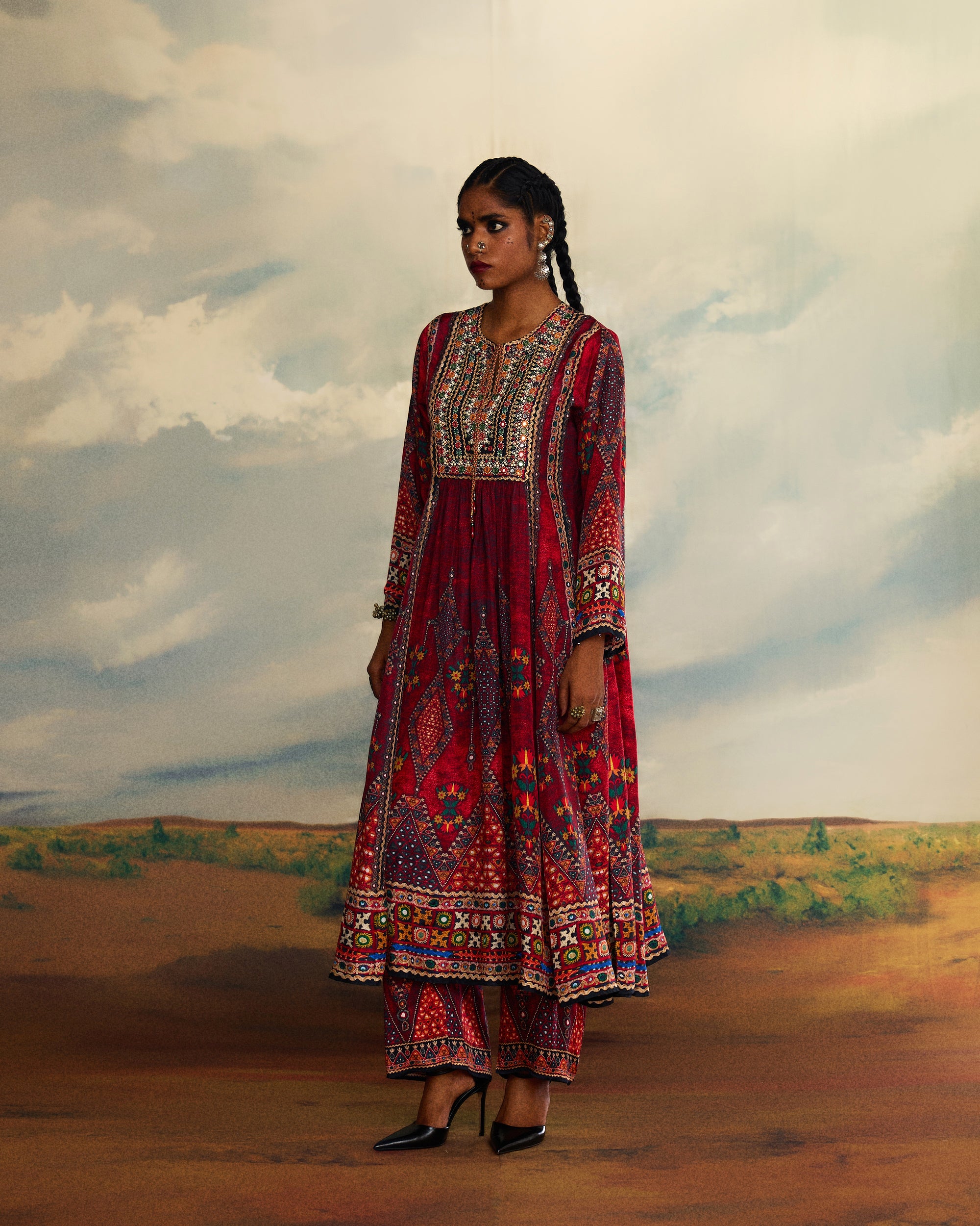 Kutch : Anisha - Red