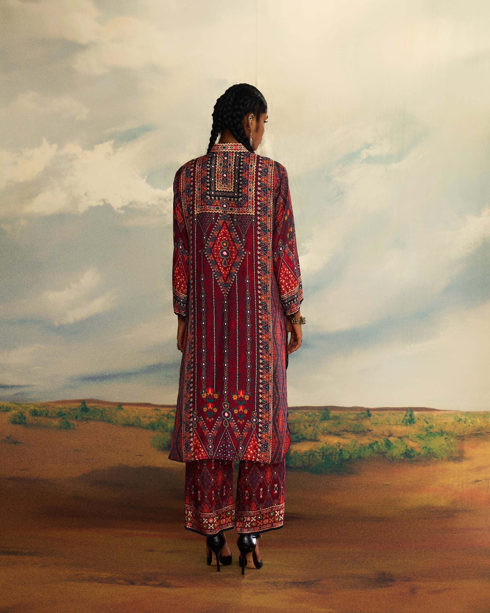 Kutch : Baaka - Red