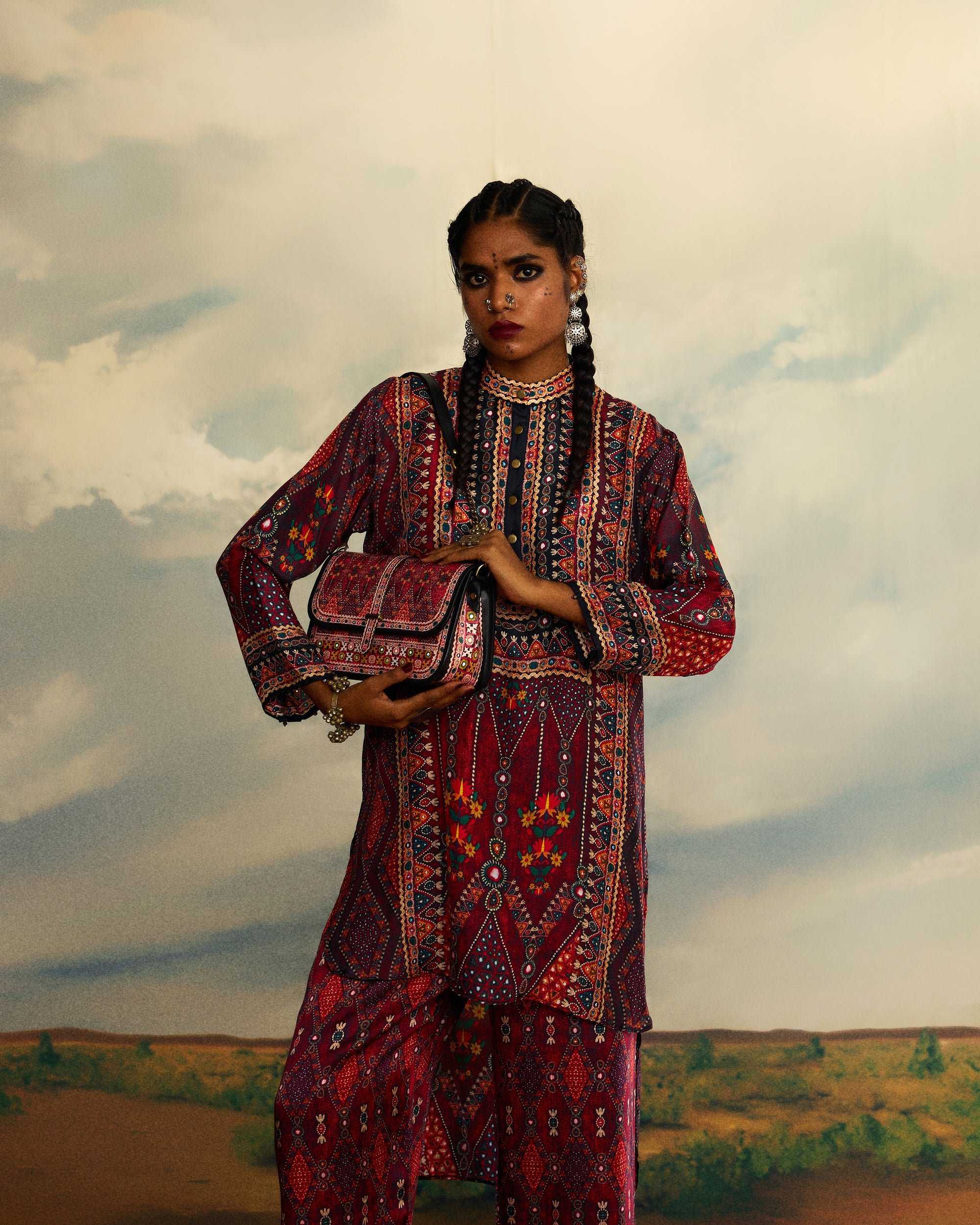 Kutch : Baaka - Red