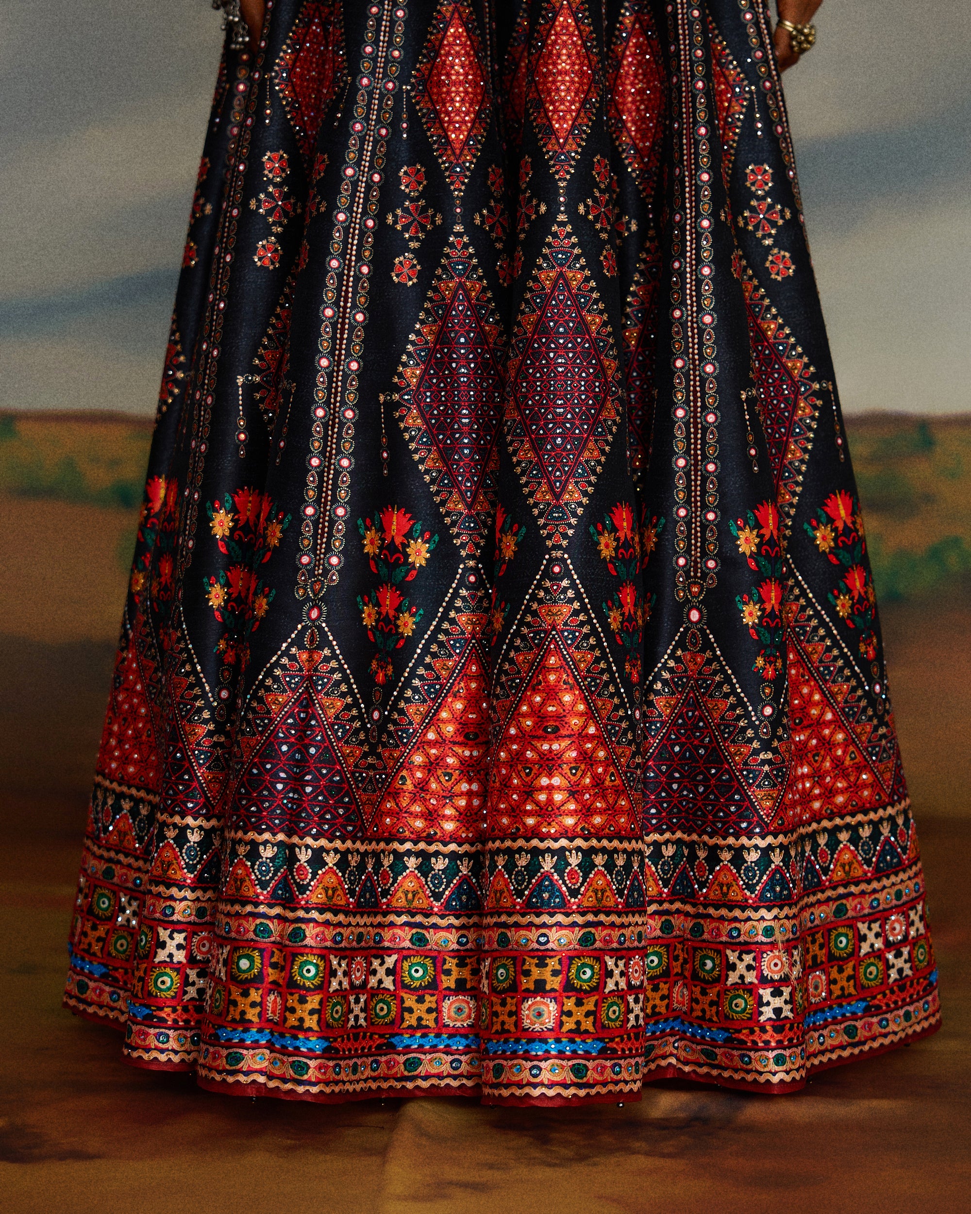 Kutch : Rubali Leela - Charcoal