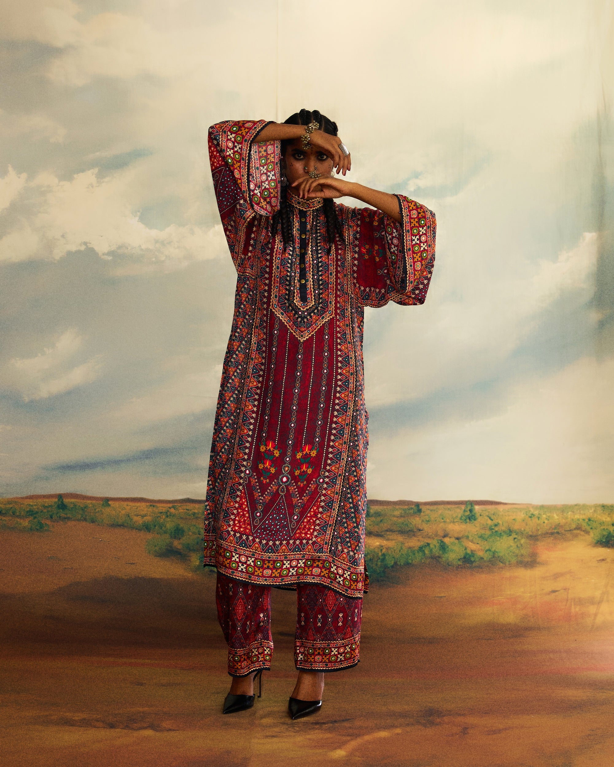Kutch : Gayatri - Red