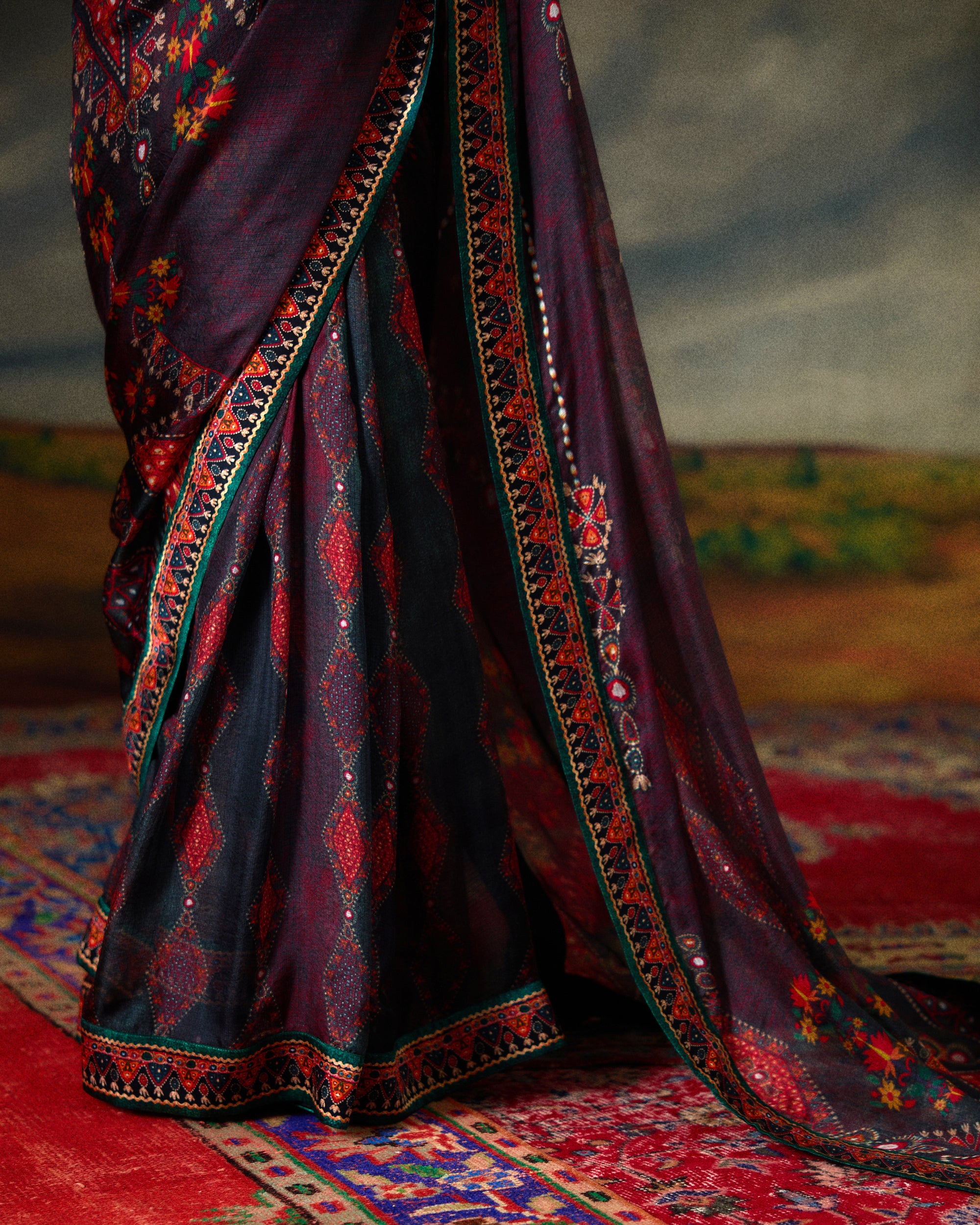 Kutch : Savi - Charcoal