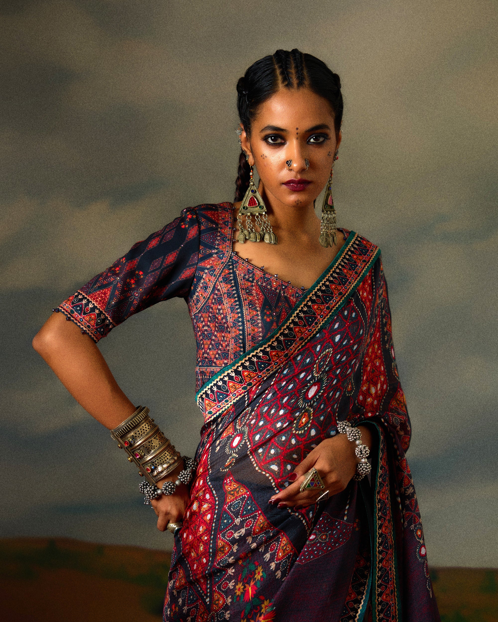 Kutch : Savi - Charcoal