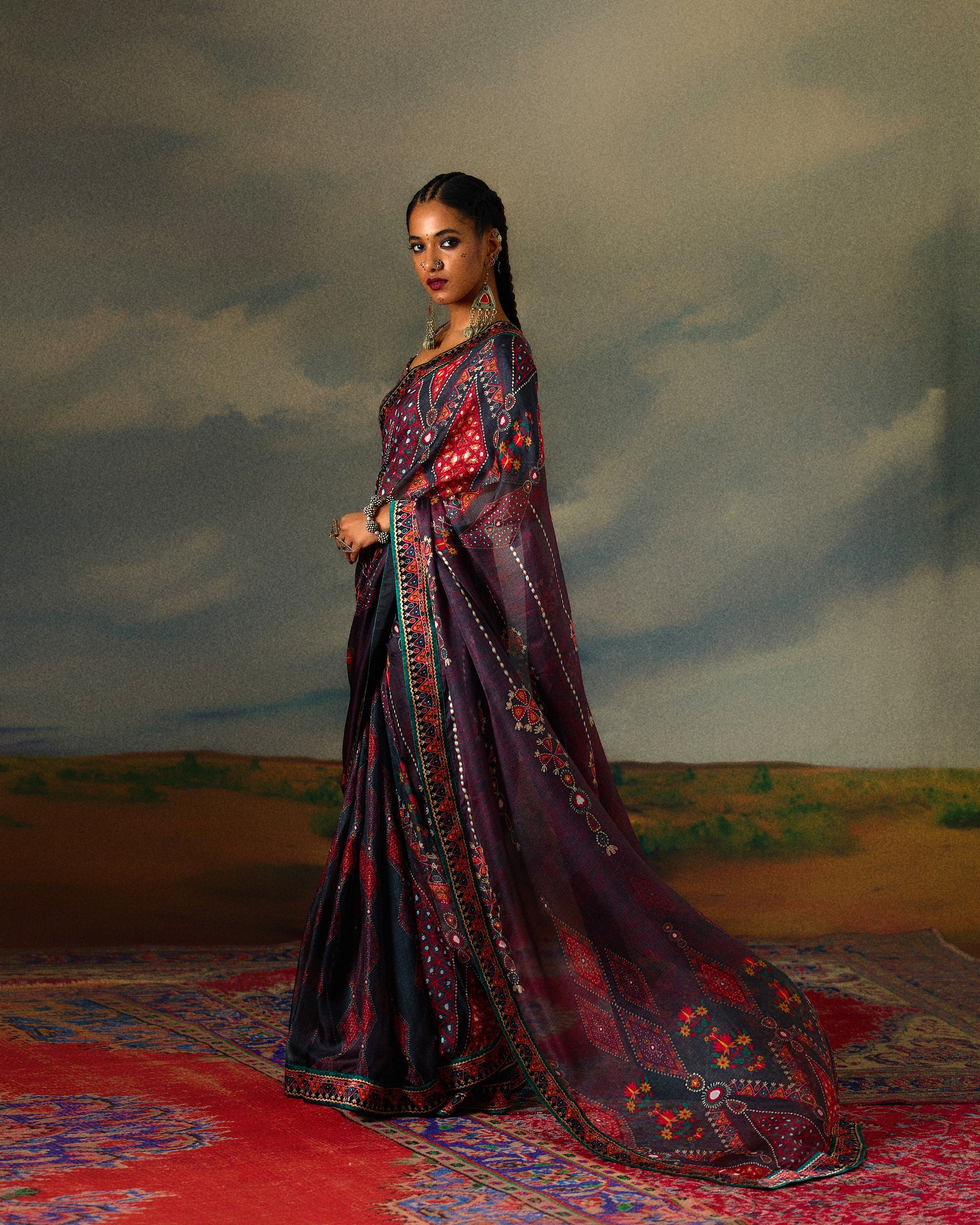 Kutch : Savi - Charcoal
