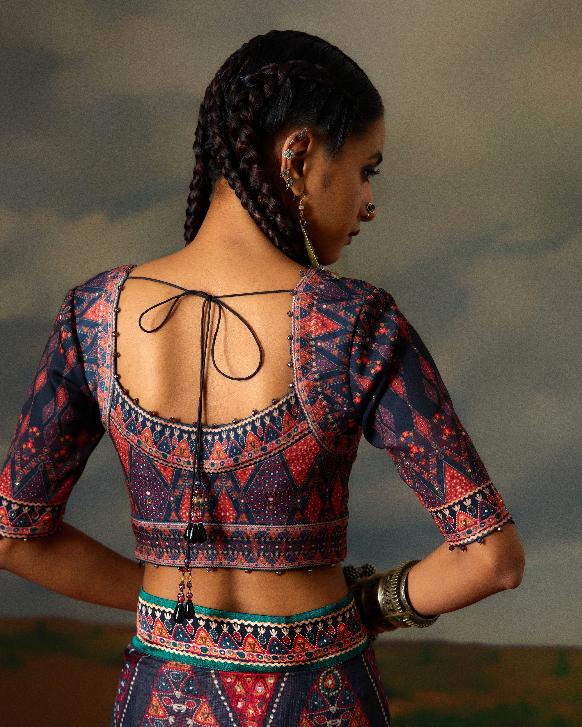 Kutch : Savi - Charcoal