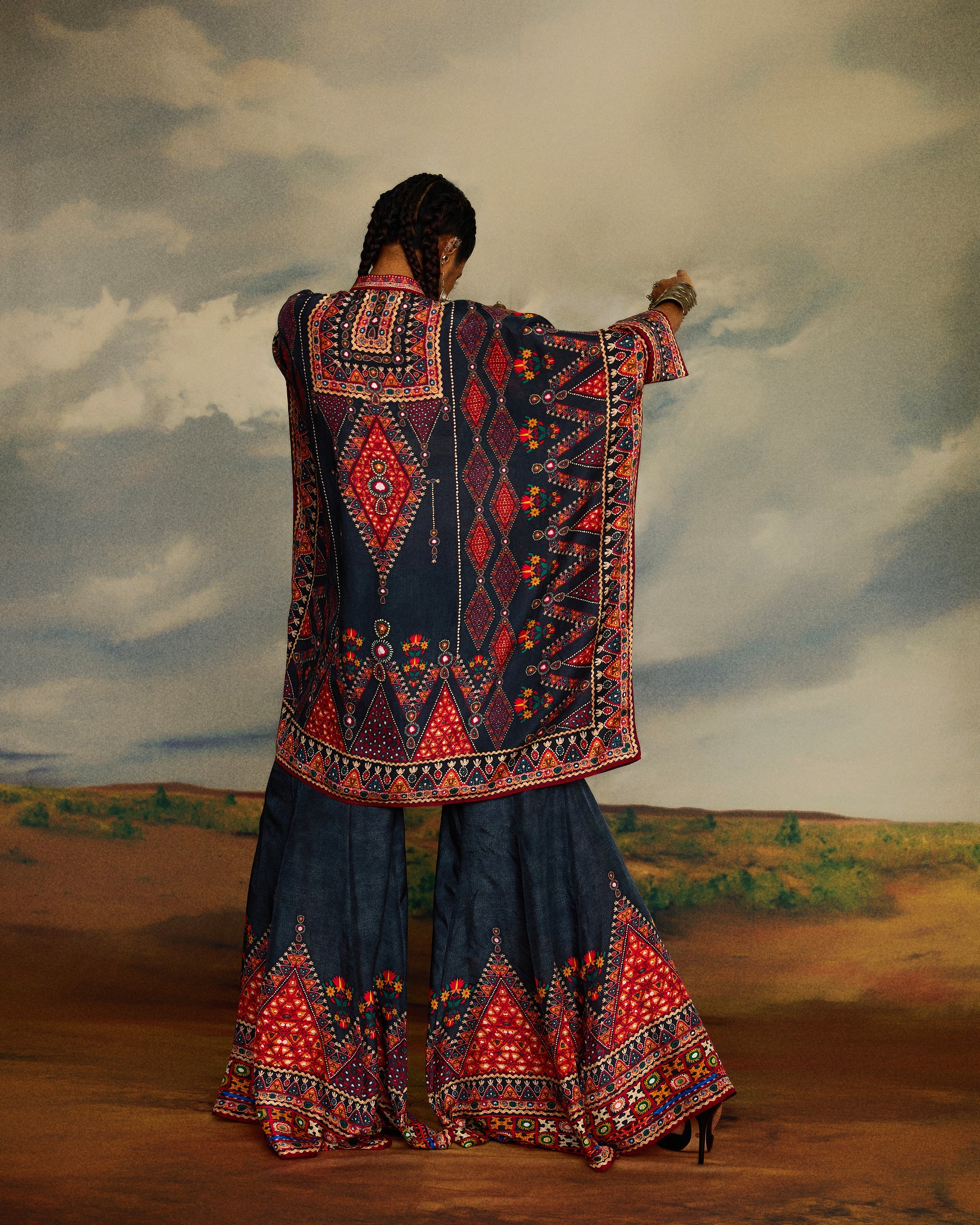 Kutch : Chanel 36"/Gharara - Charcoal