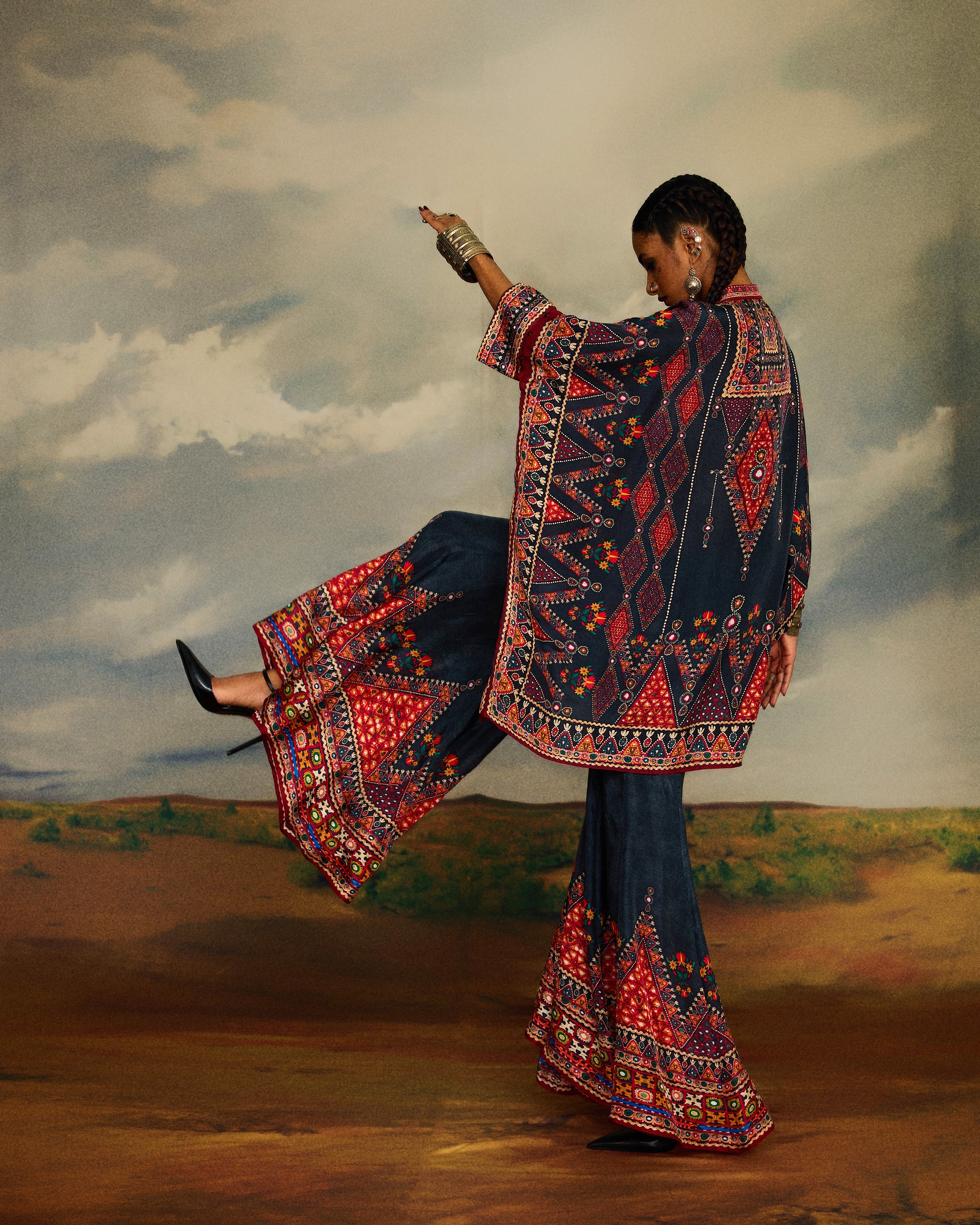 Kutch : Chanel 36"/Gharara - Charcoal
