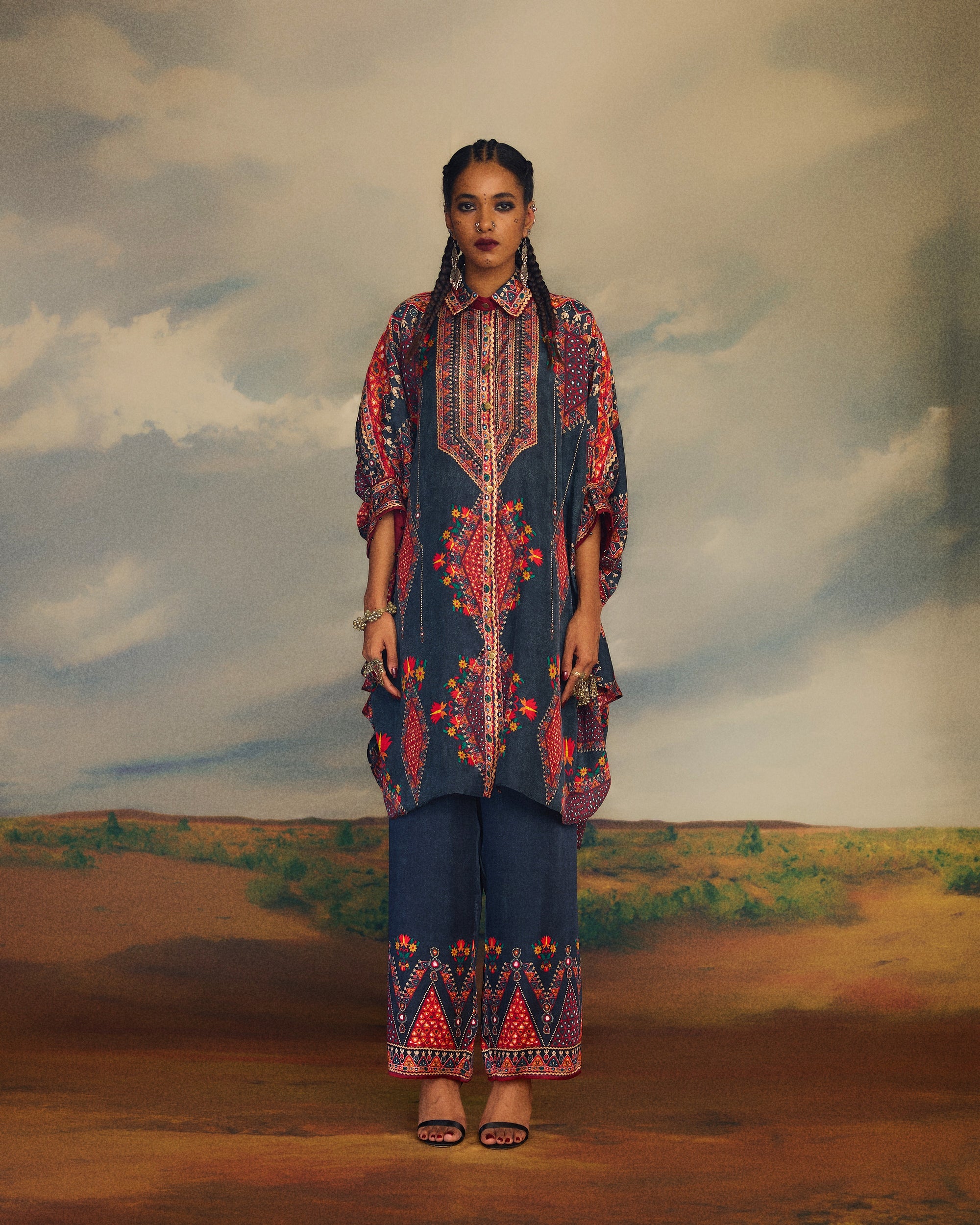 Kutch : Kamara - Charcoal