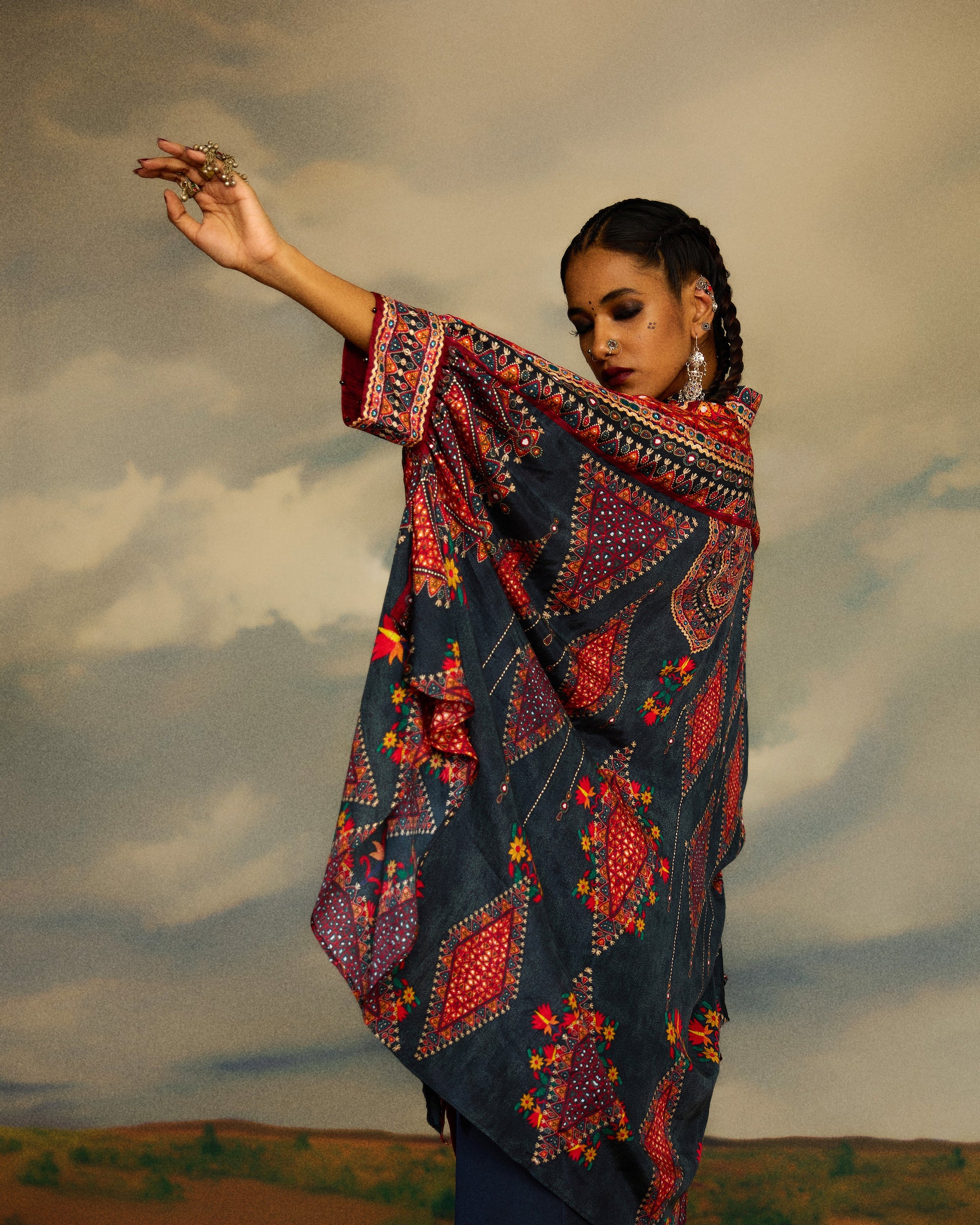 Kutch : Kamara - Charcoal