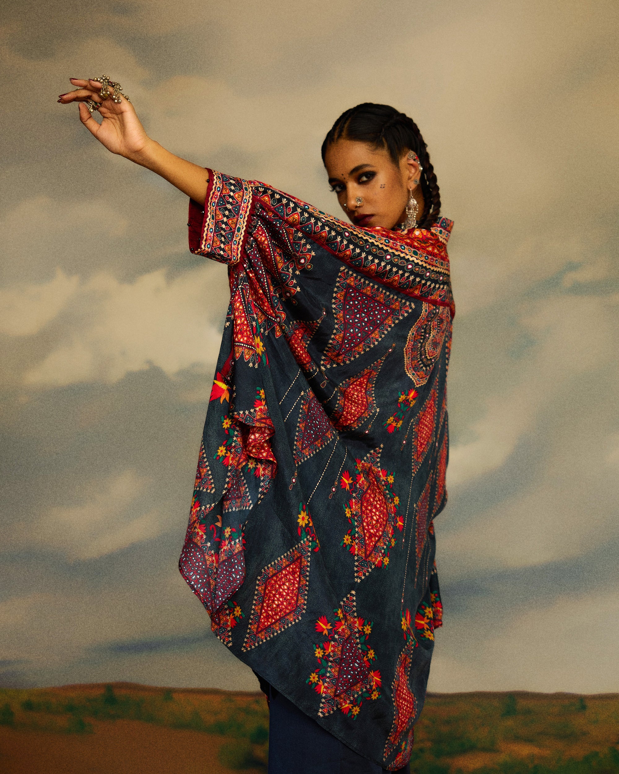 Kutch : Kamara - Charcoal
