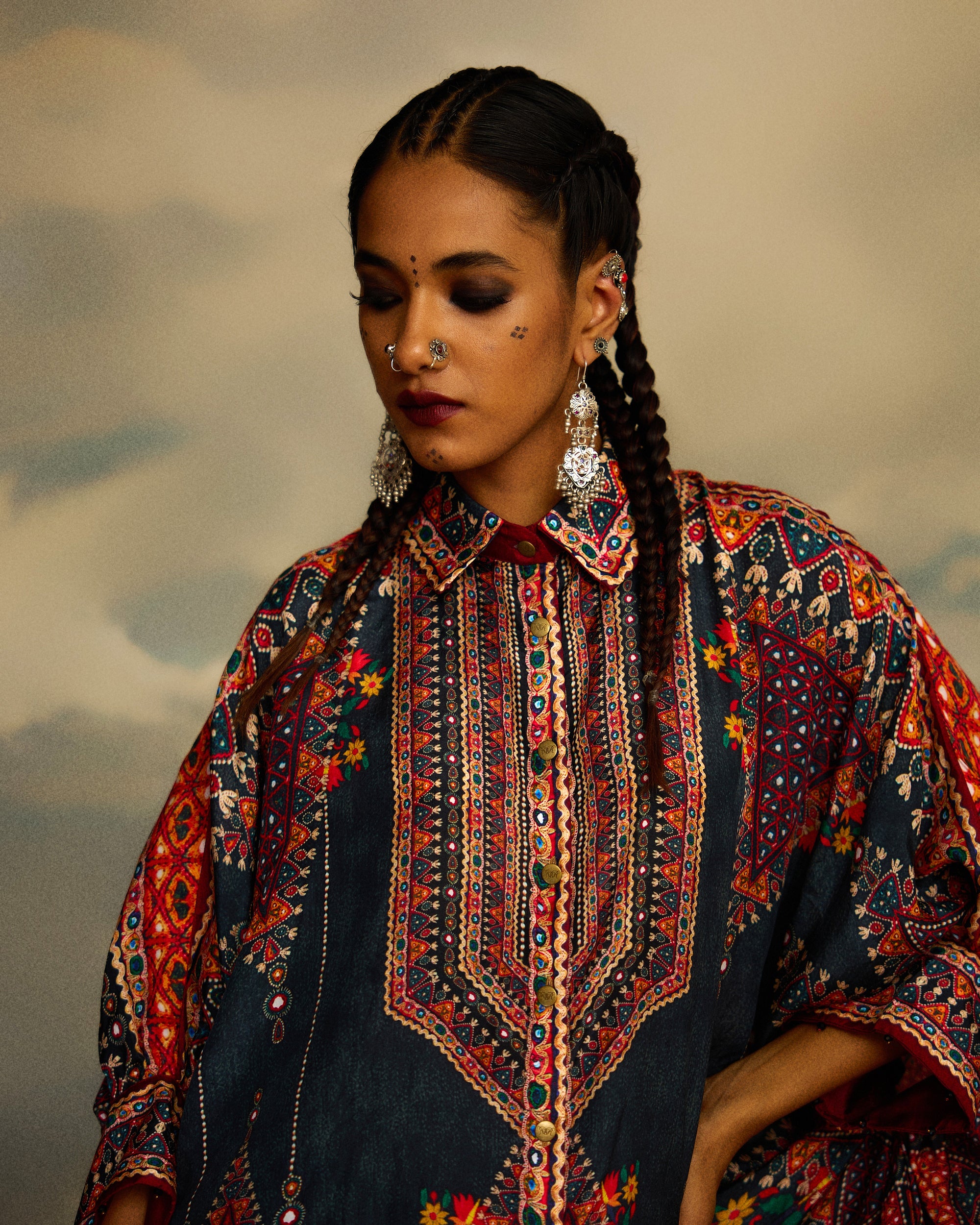 Kutch : Kamara - Charcoal