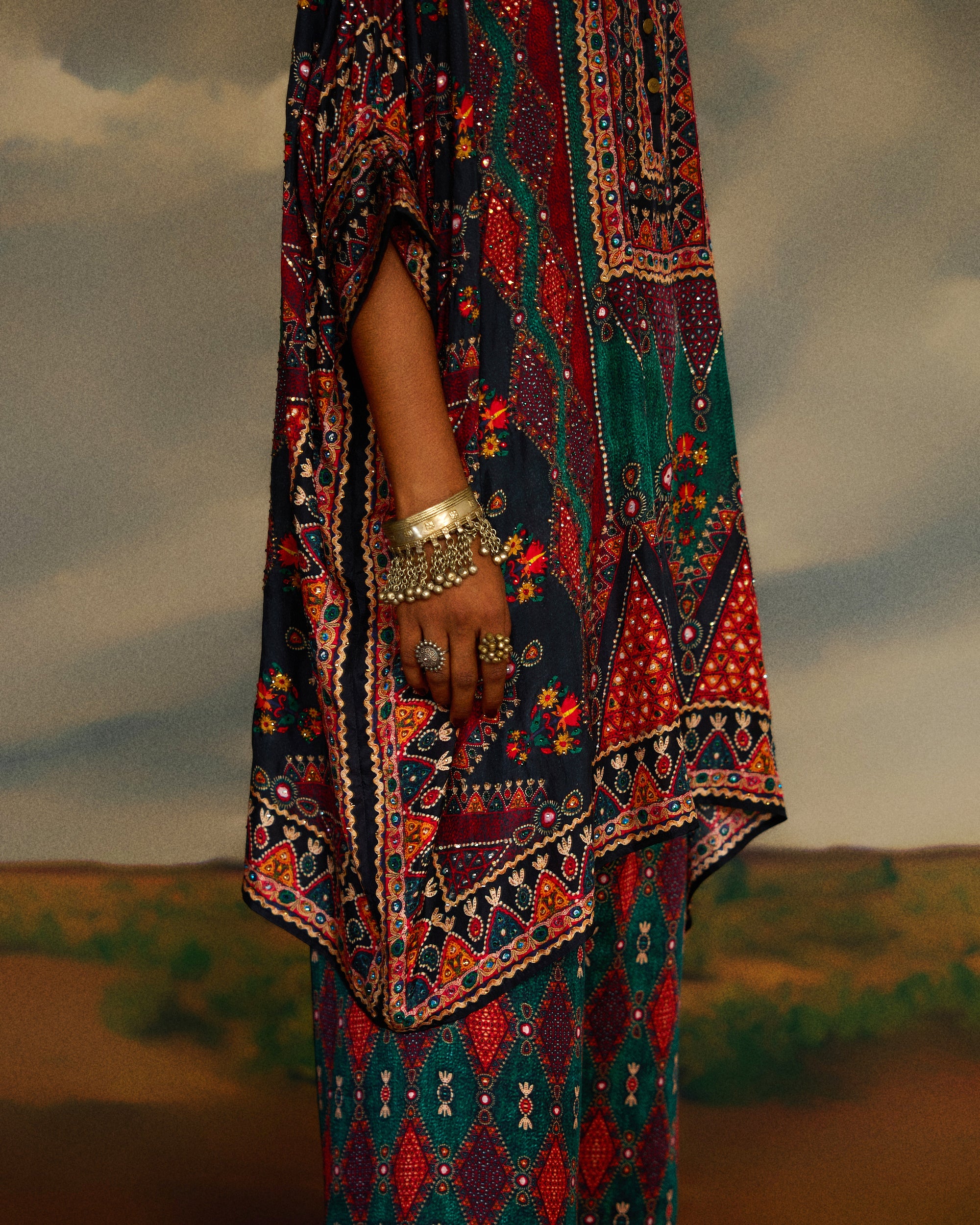 Kutch : Chanel 36" - Multi