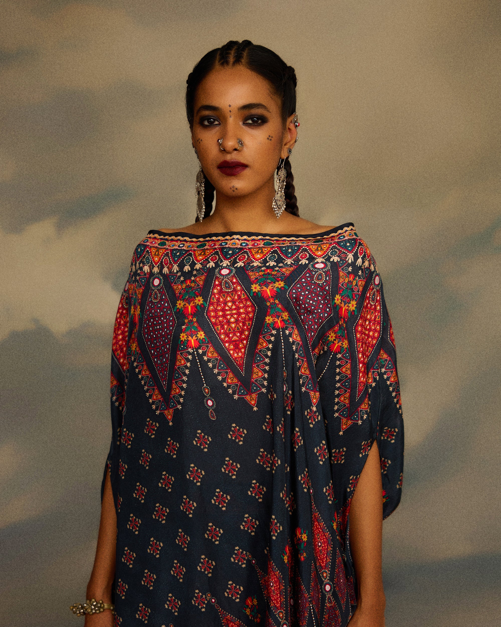 Kutch : Kamini - Charcoal