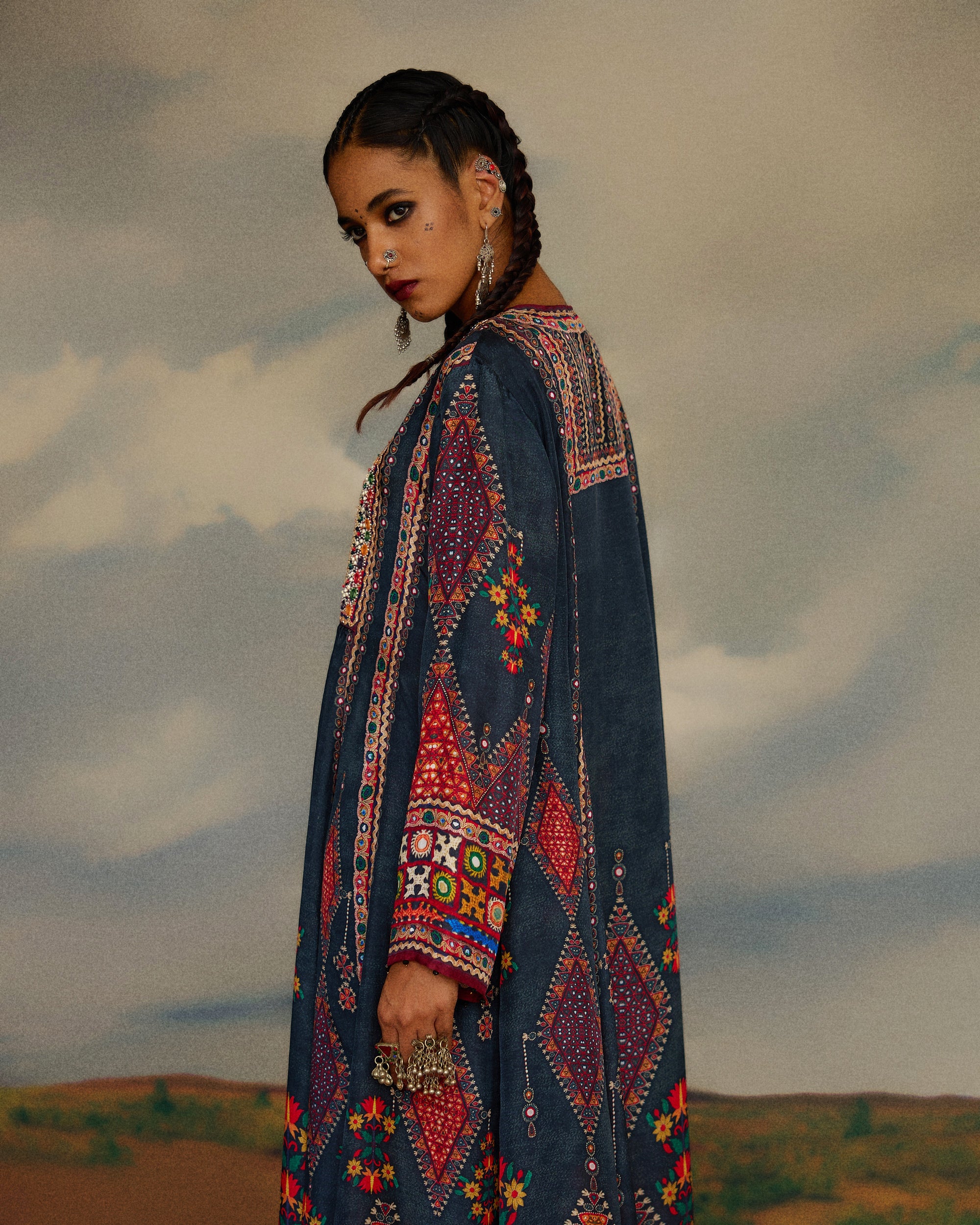 Kutch : Anisha - Charcoal