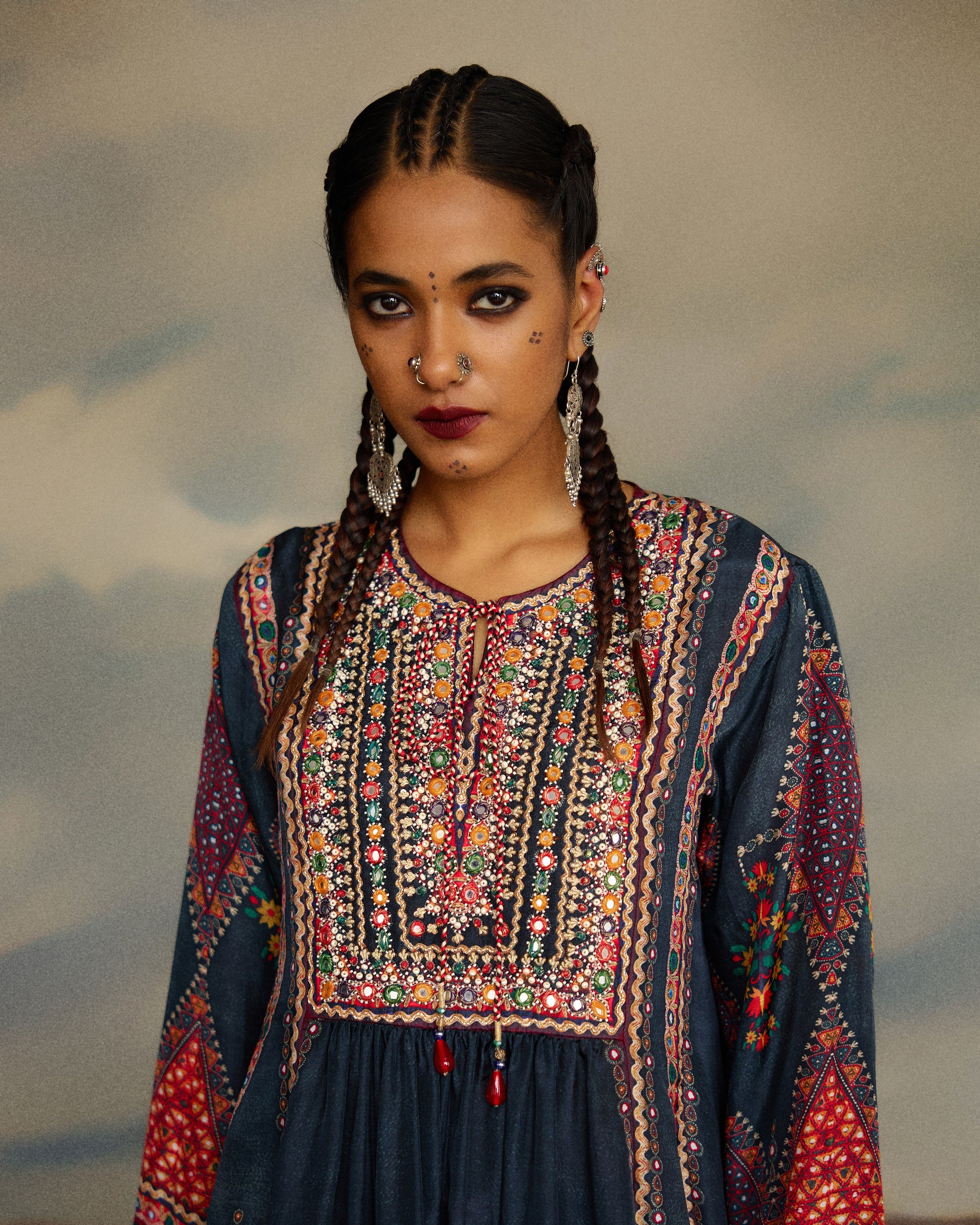Kutch : Anisha - Charcoal