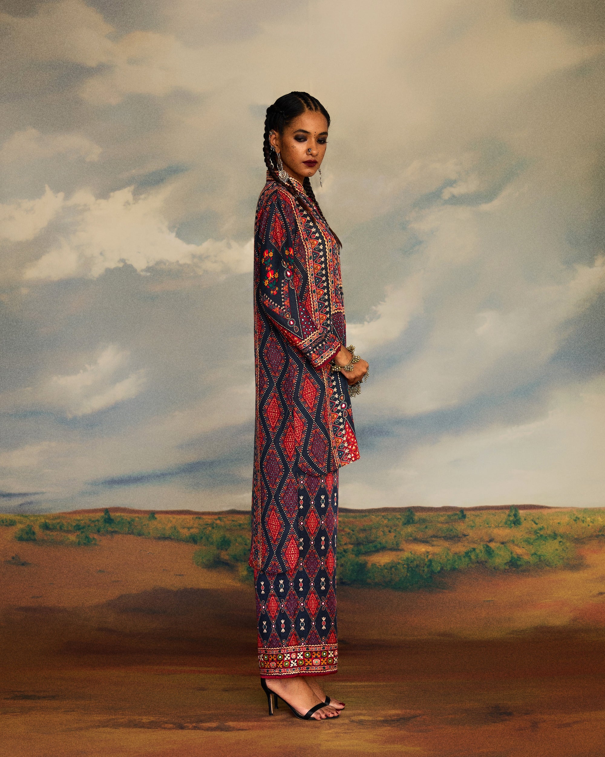 Kutch : Baaka - Charcoal
