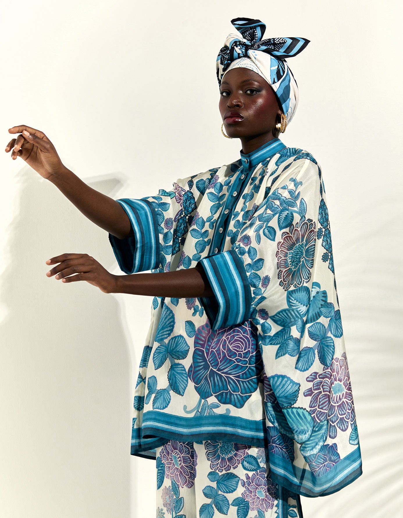 Jamaica : Chanel/Gloria - Ivory/Blue