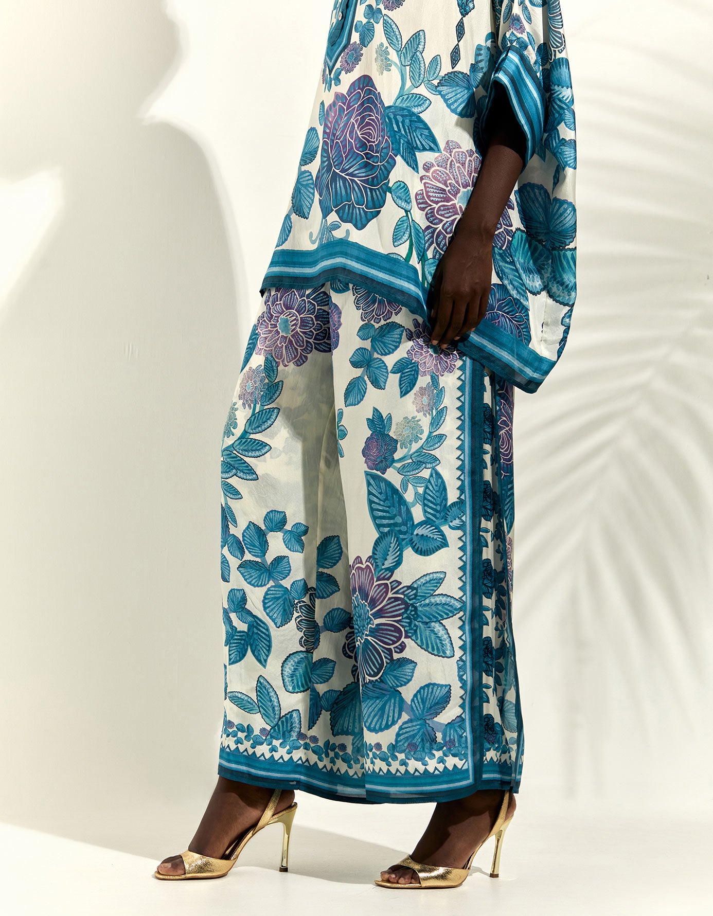 Jamaica : Chanel/Gloria - Ivory/Blue