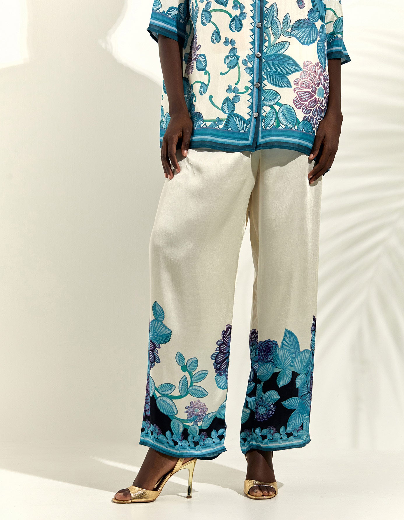 Jamaica : Maizah - Ivory/Blue