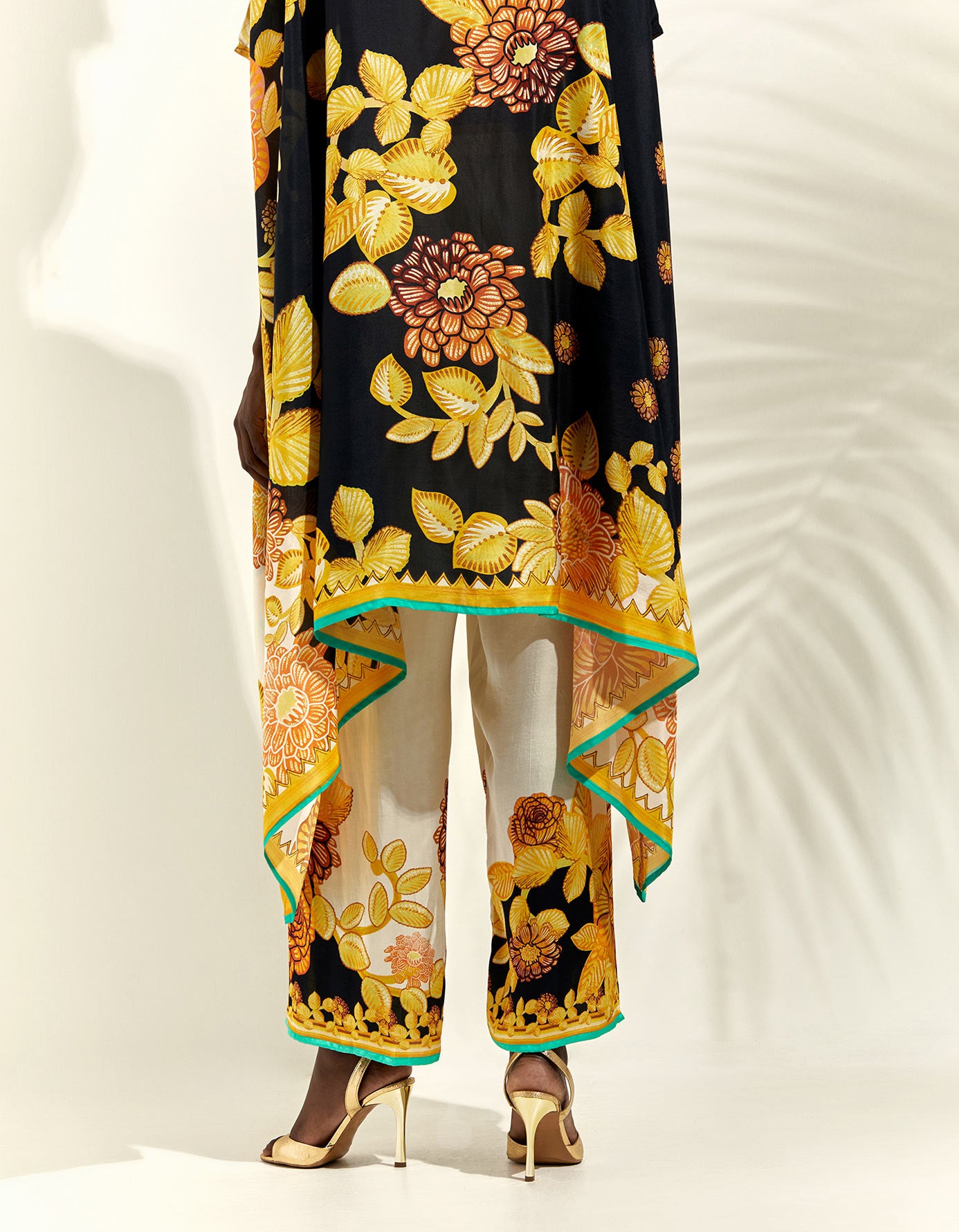Jamaica : Lavanya - Ivory/Yellow