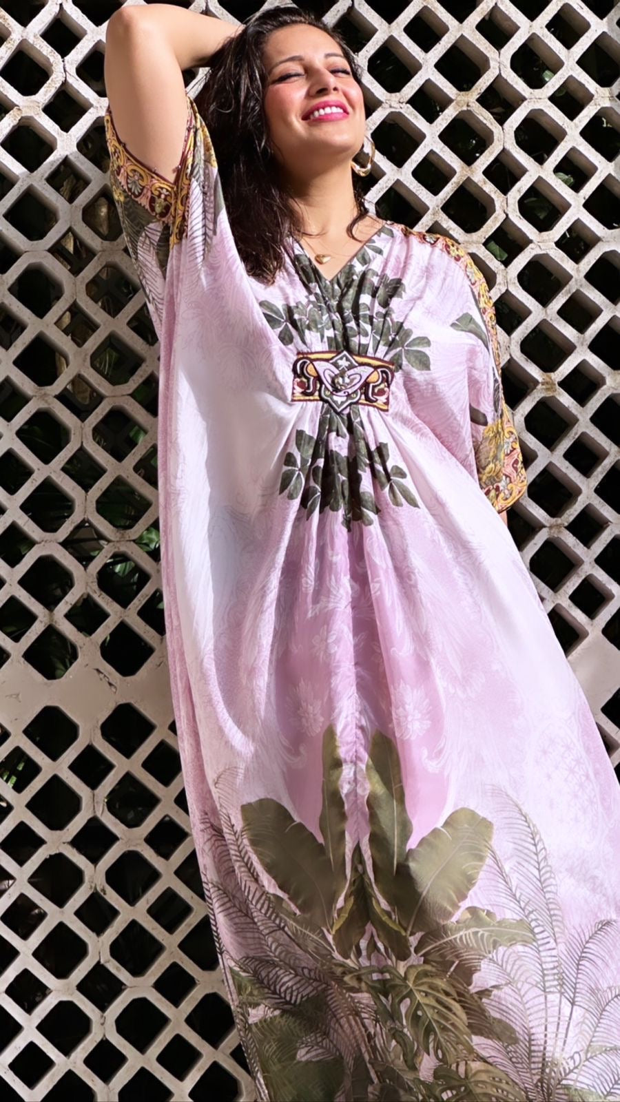 Bipasha Basu (bipashabasu)