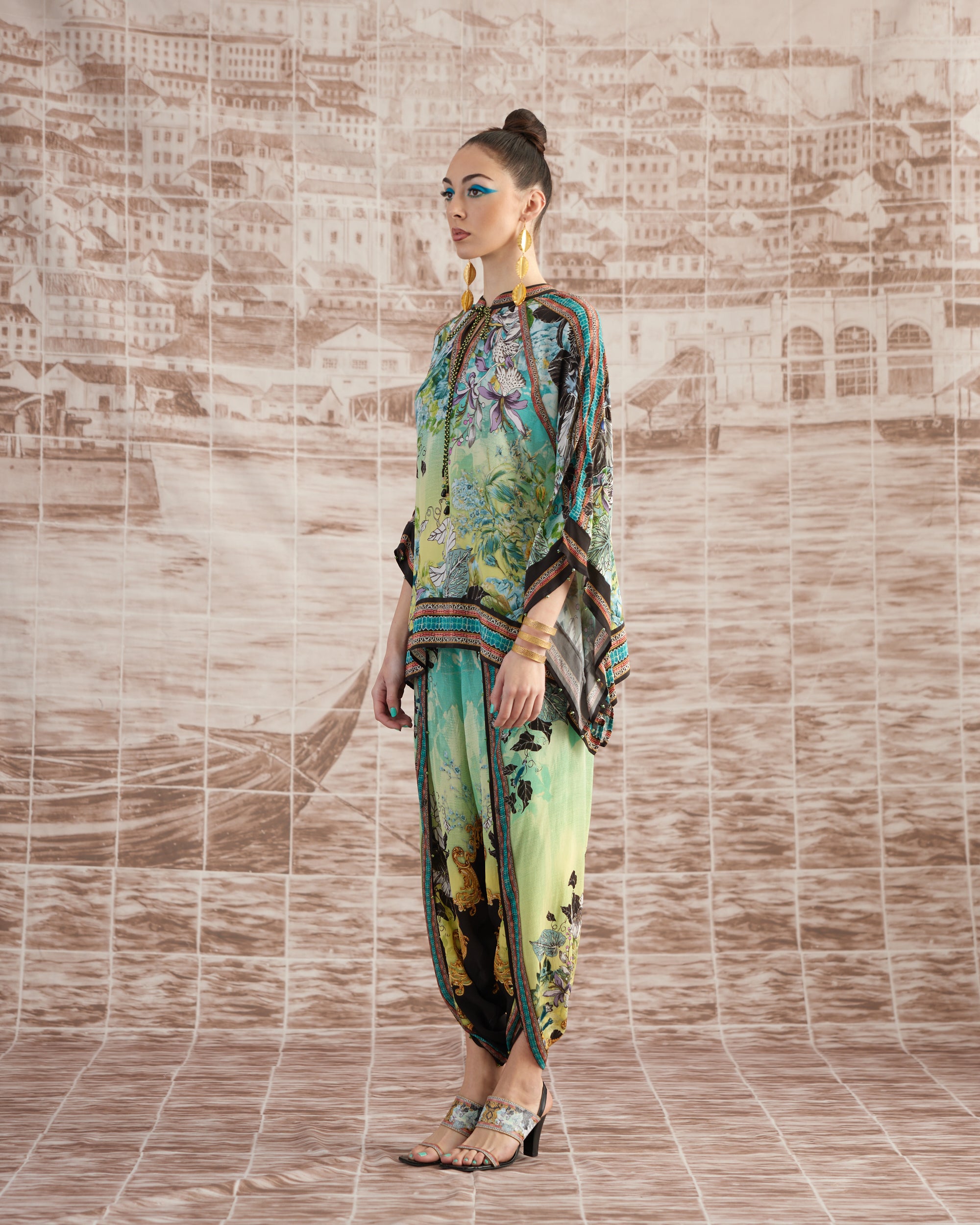 Love in Portofino (Maldives) : Ramona Sonth - Aqua/Lime