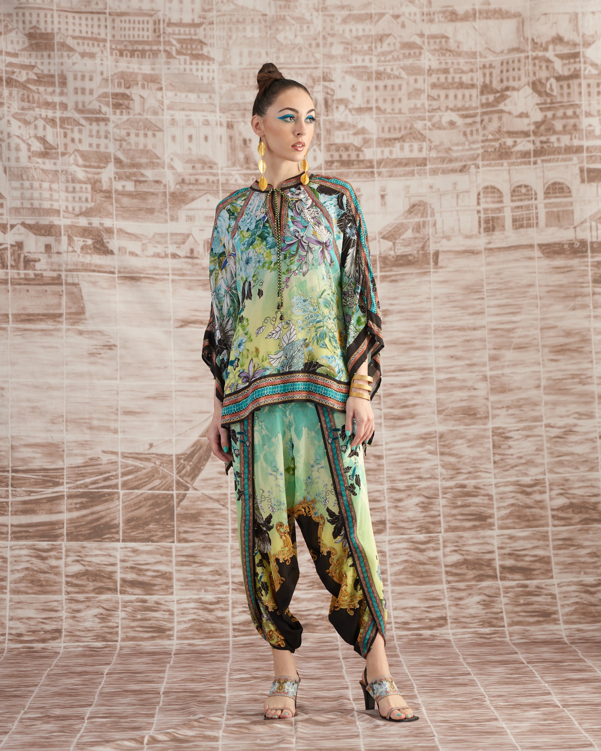 Love in Portofino (Maldives) : Ramona Sonth - Aqua/Lime