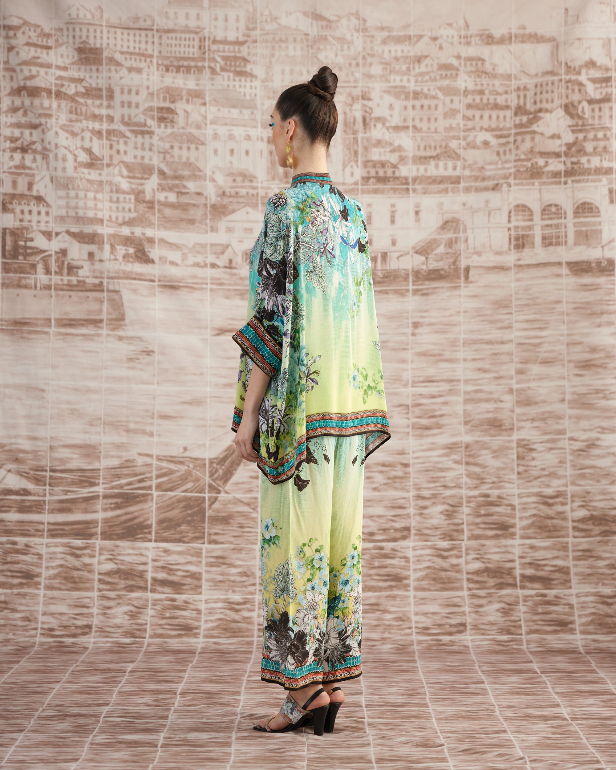 Love in Portofino (Maldives) : Chanel - Aqua/Lime
