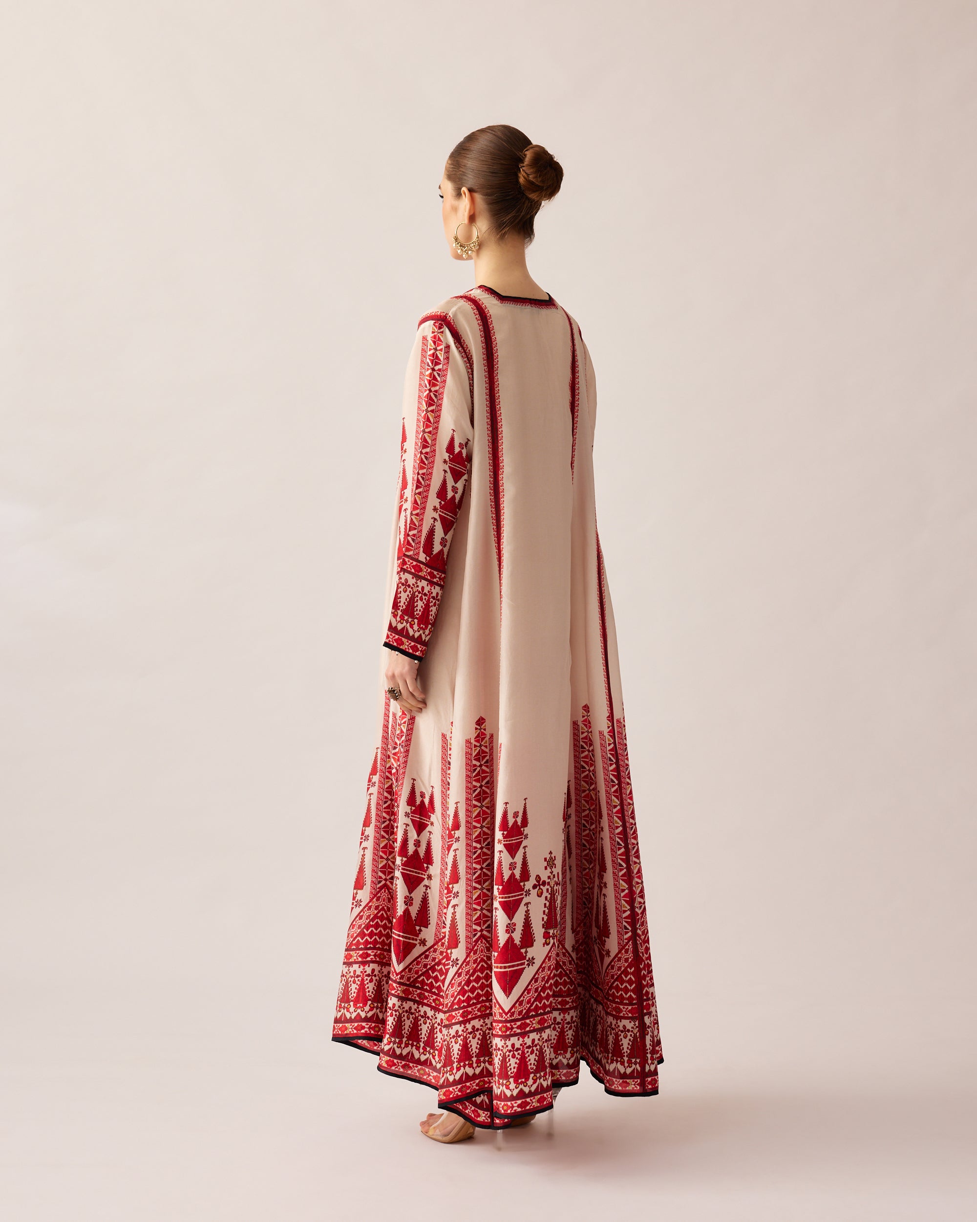Bukhara : Adavi - Ivory/Red