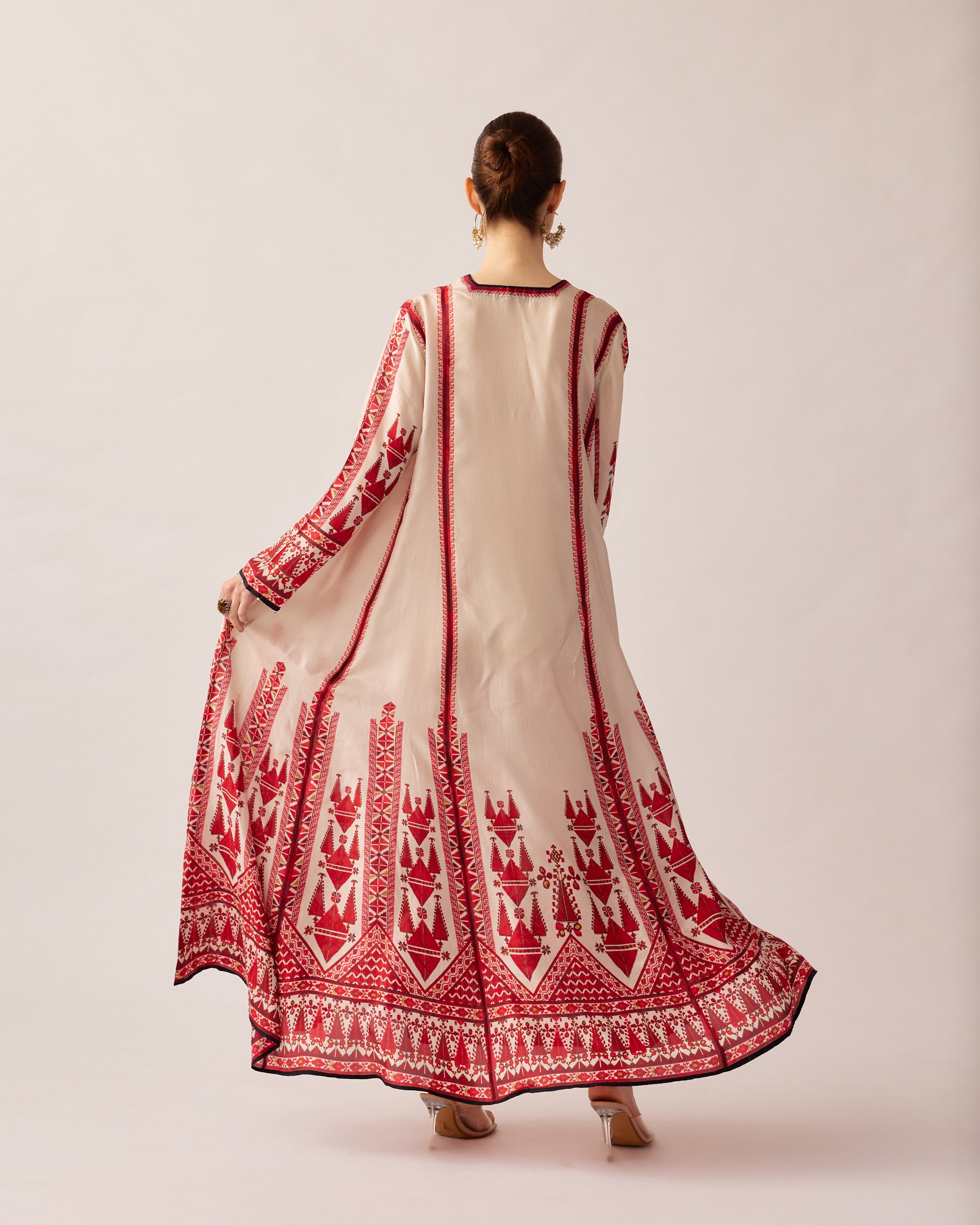Bukhara : Adavi - Ivory/Red