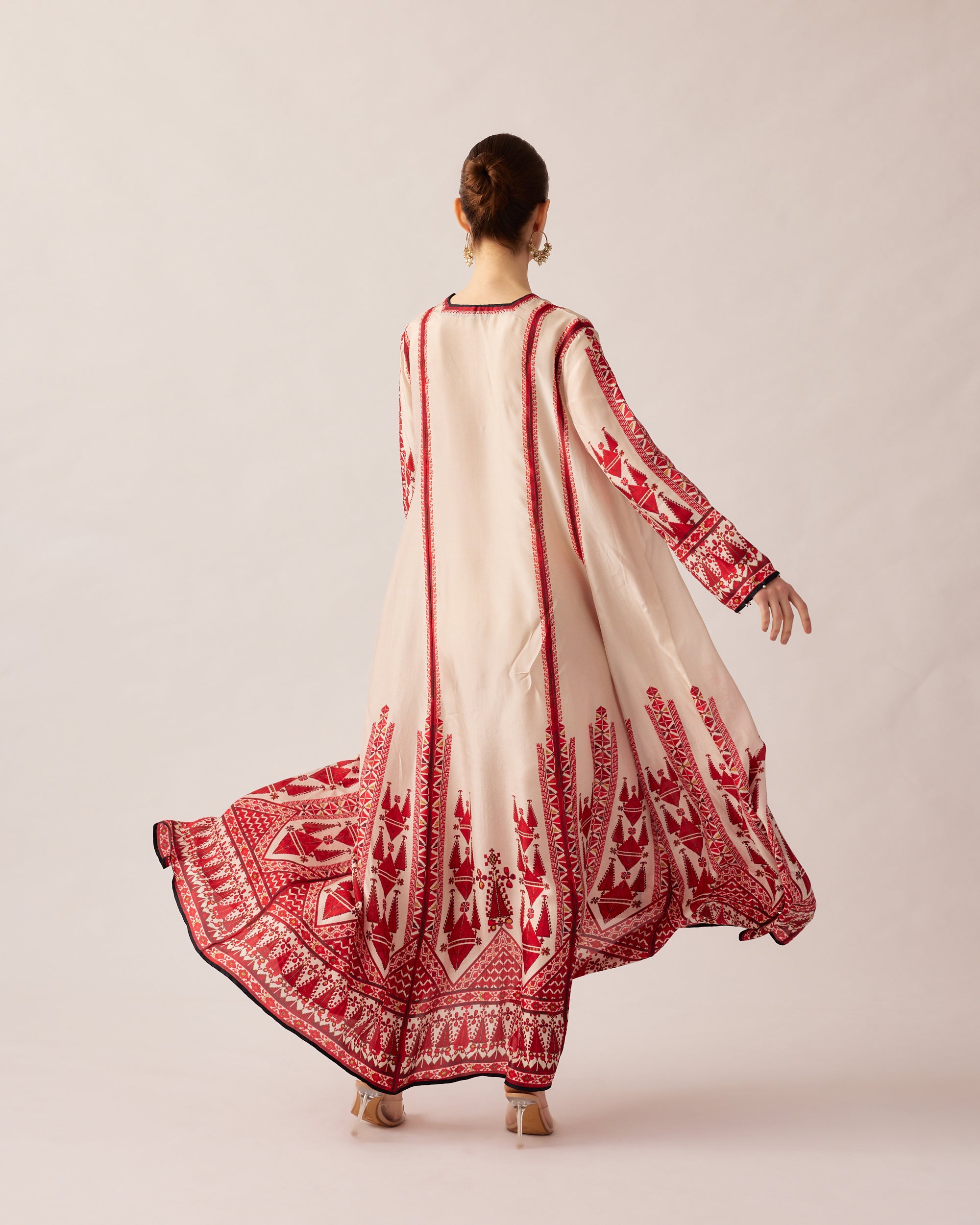Bukhara : Adavi - Ivory/Red