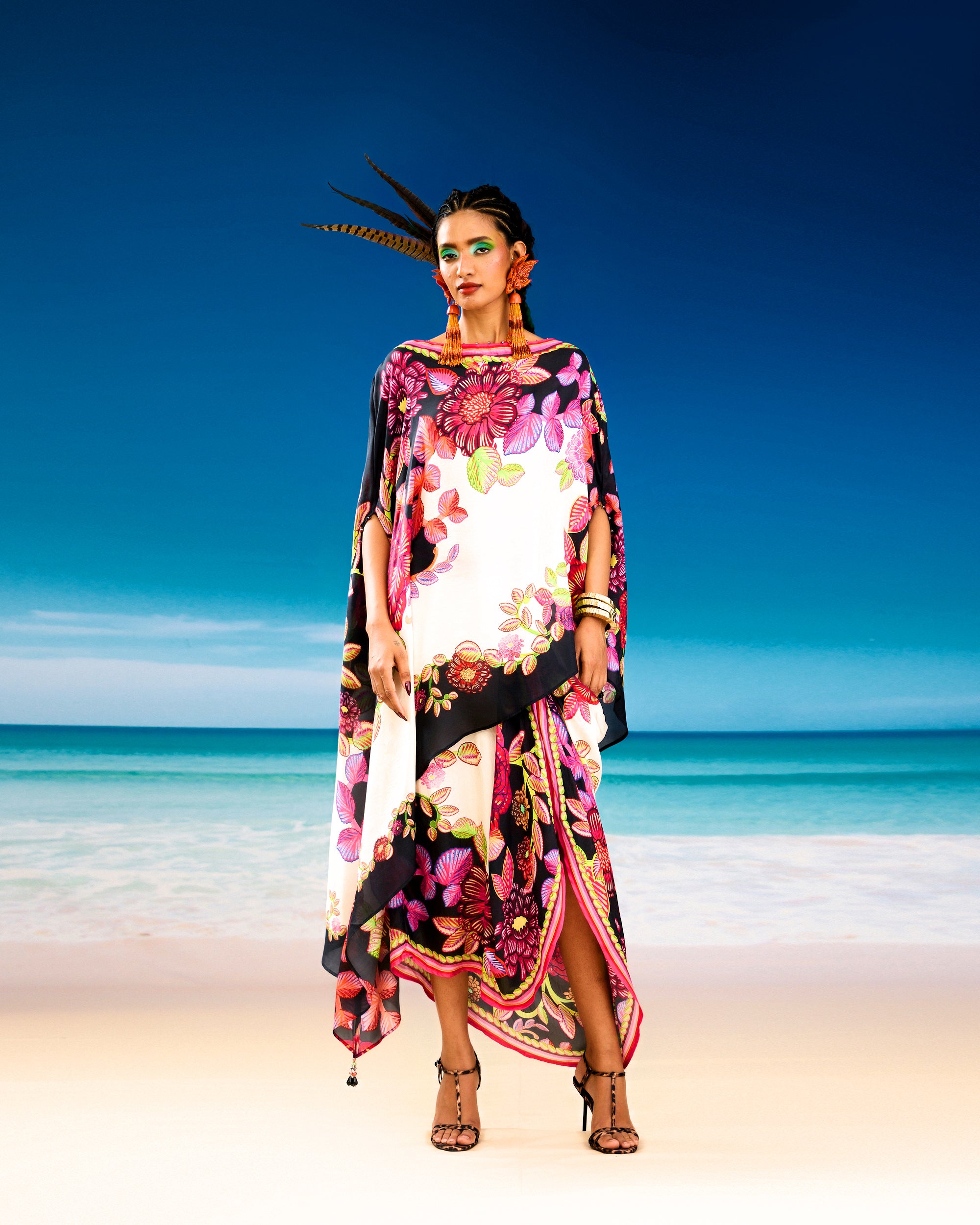 Jamaica : Kamini - Ivory/black