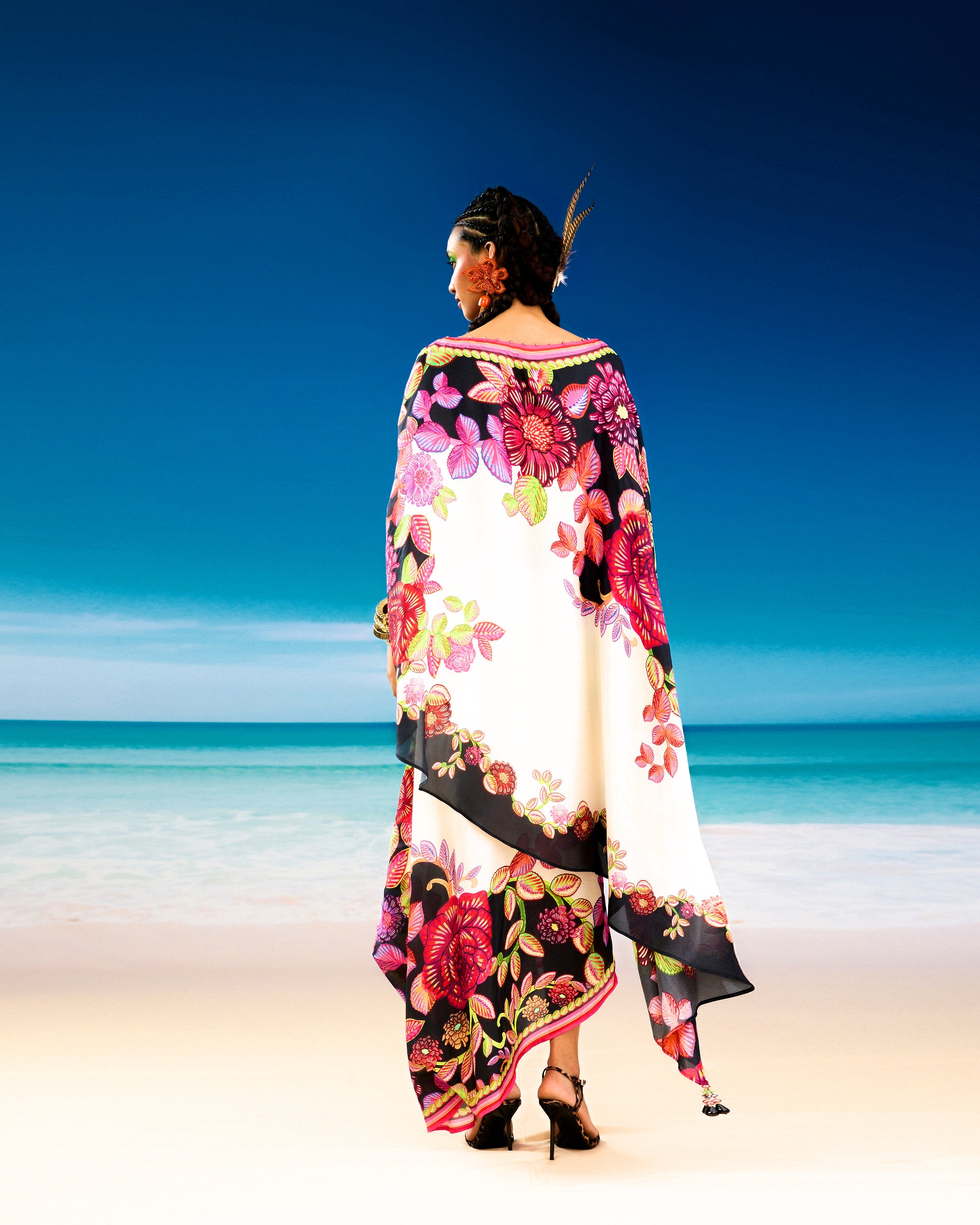 Jamaica : Kamini - Ivory/black