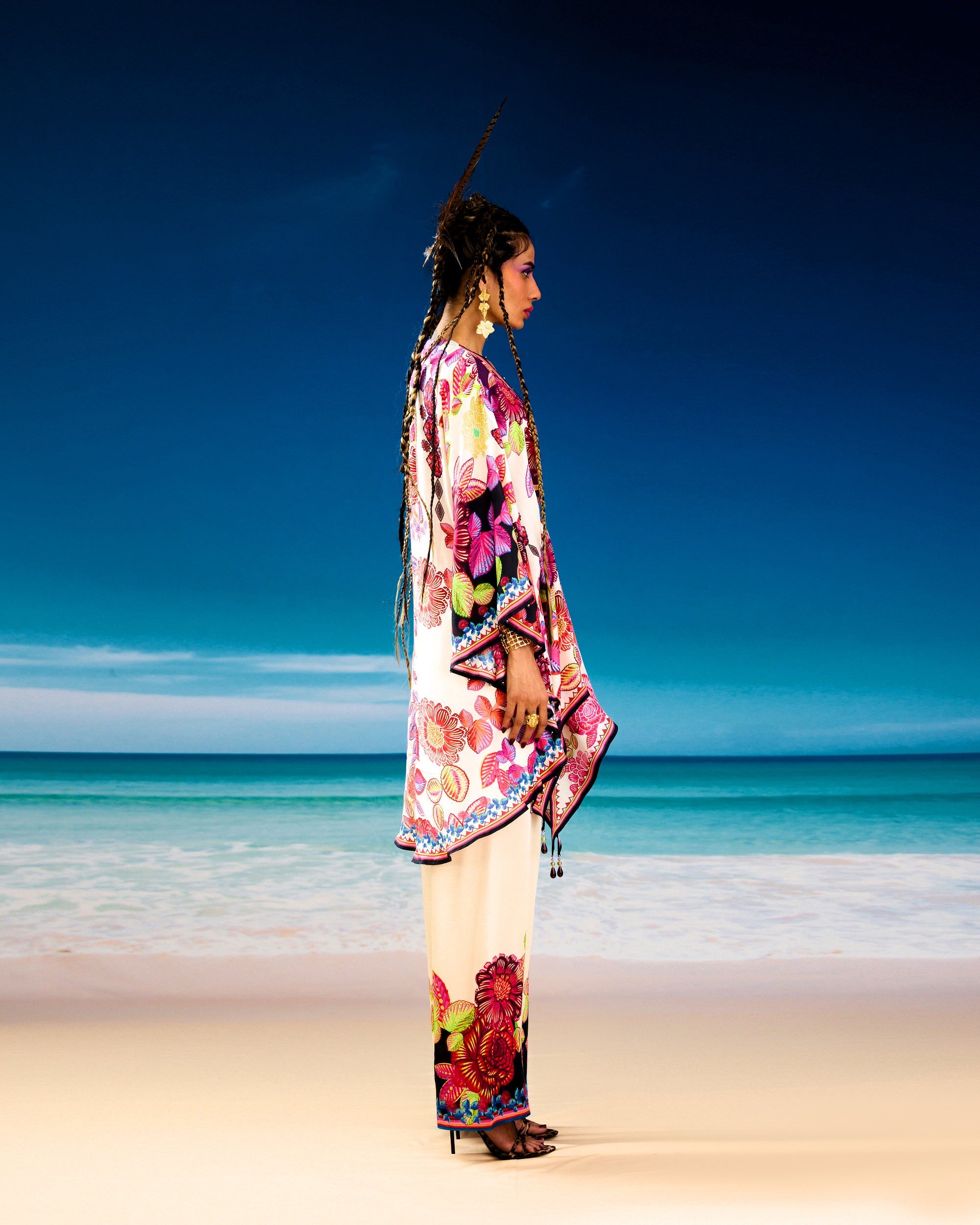 Jamaica : Inayat - Ivory/Purple