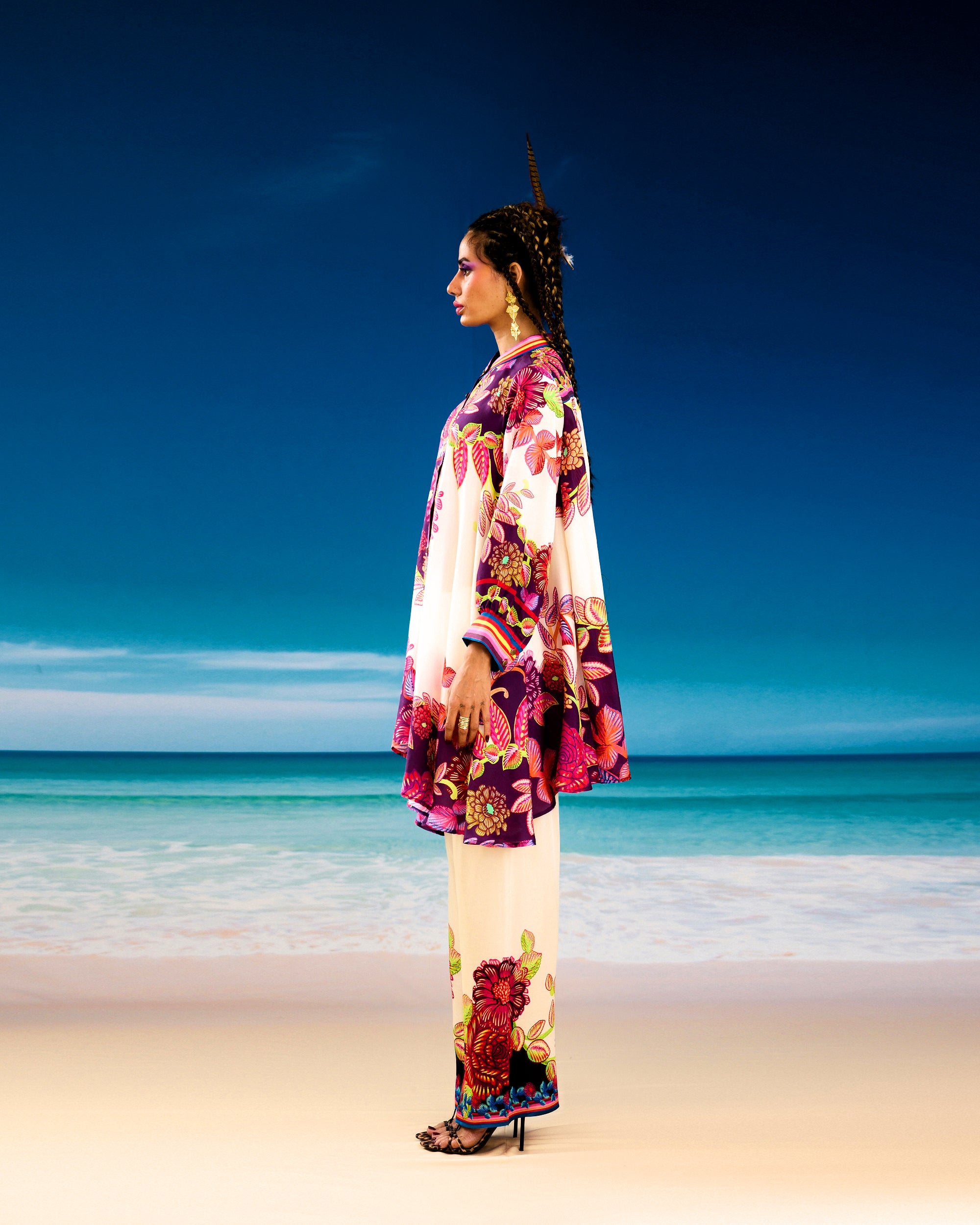 Jamaica : Nilofer - Ivory/Purple