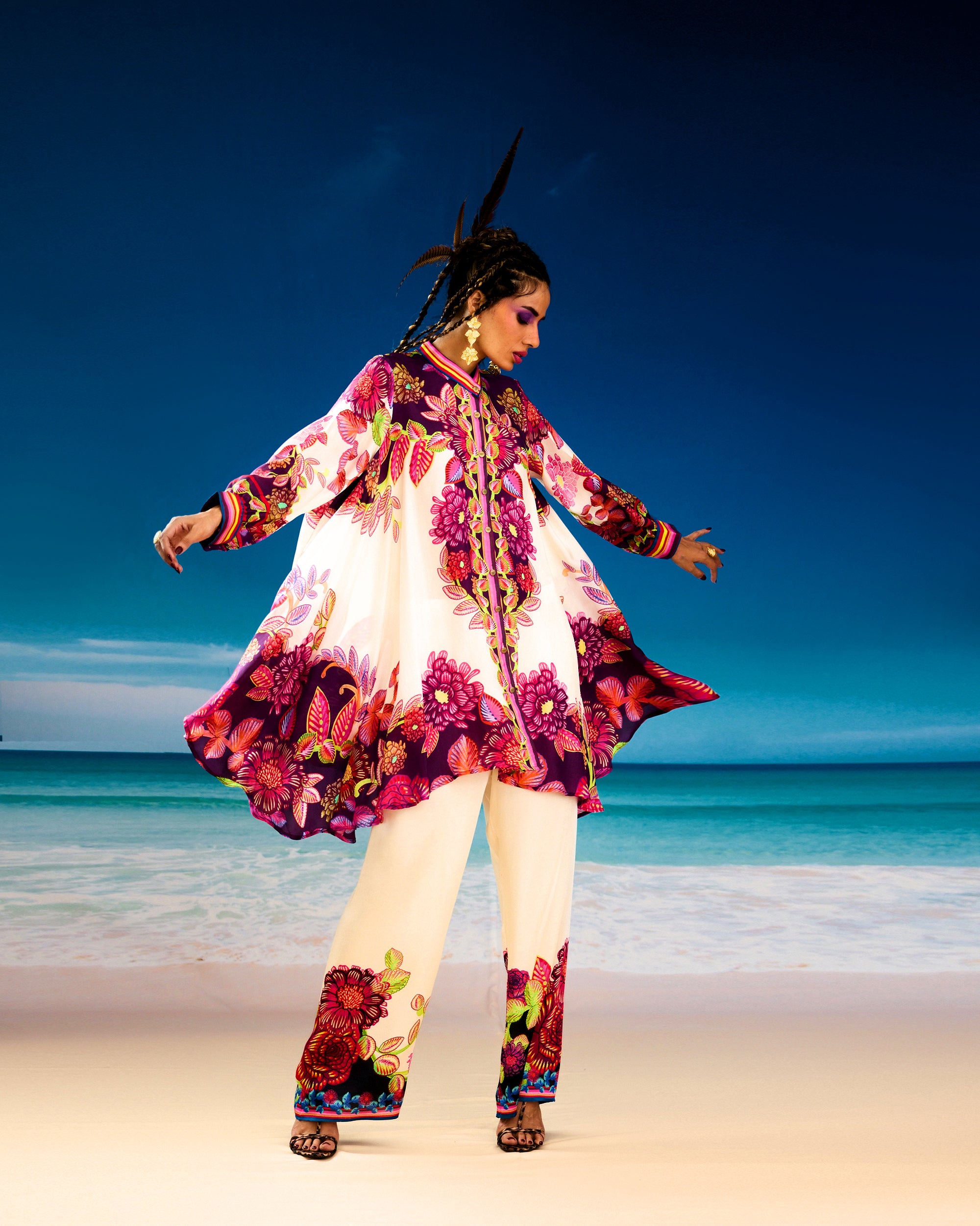 Jamaica : Nilofer - Ivory/Purple