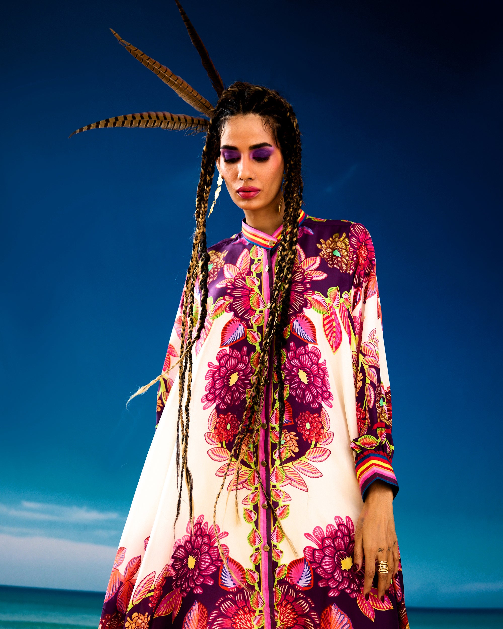 Jamaica : Nilofer - Ivory/Purple