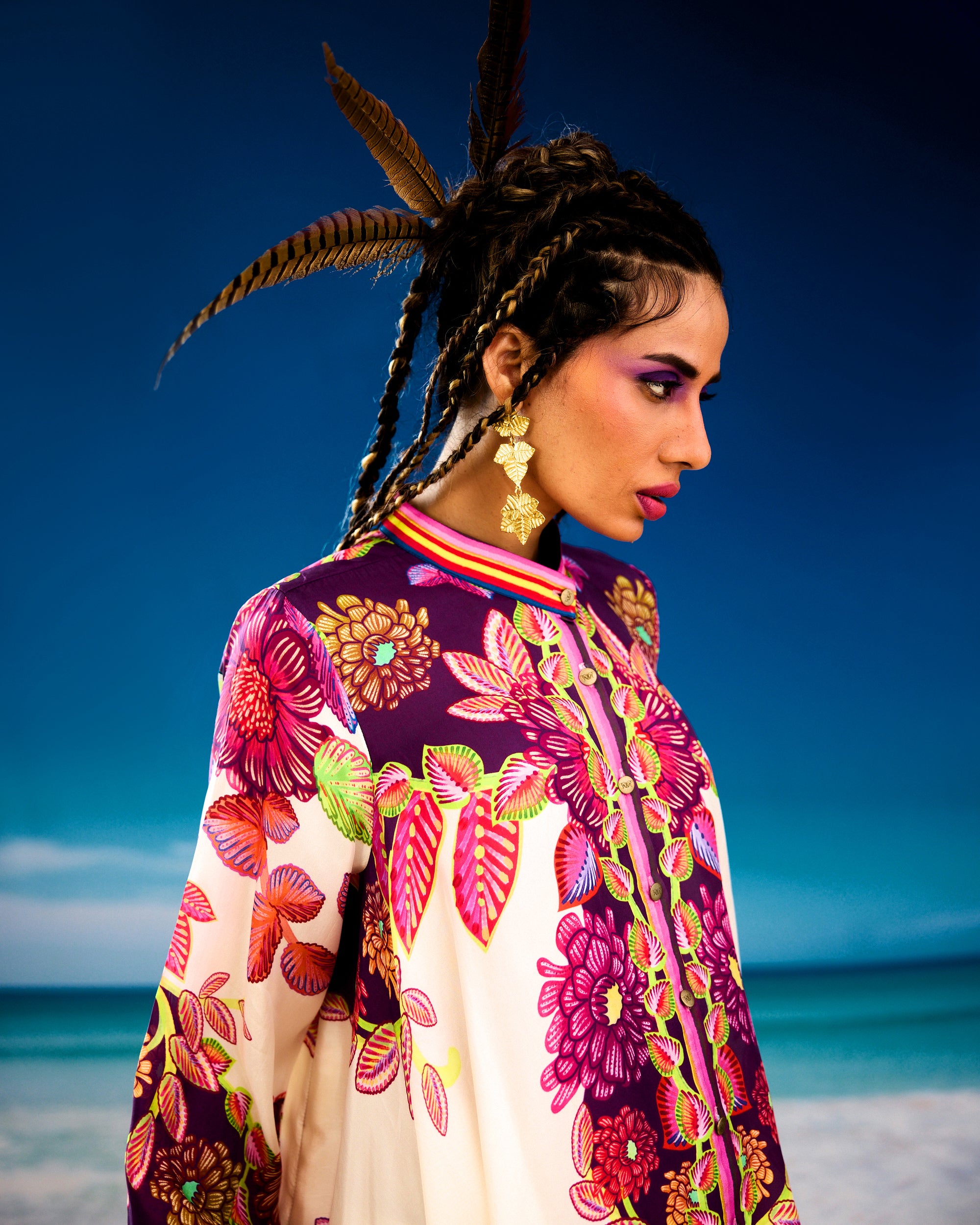 Jamaica : Nilofer - Ivory/Purple