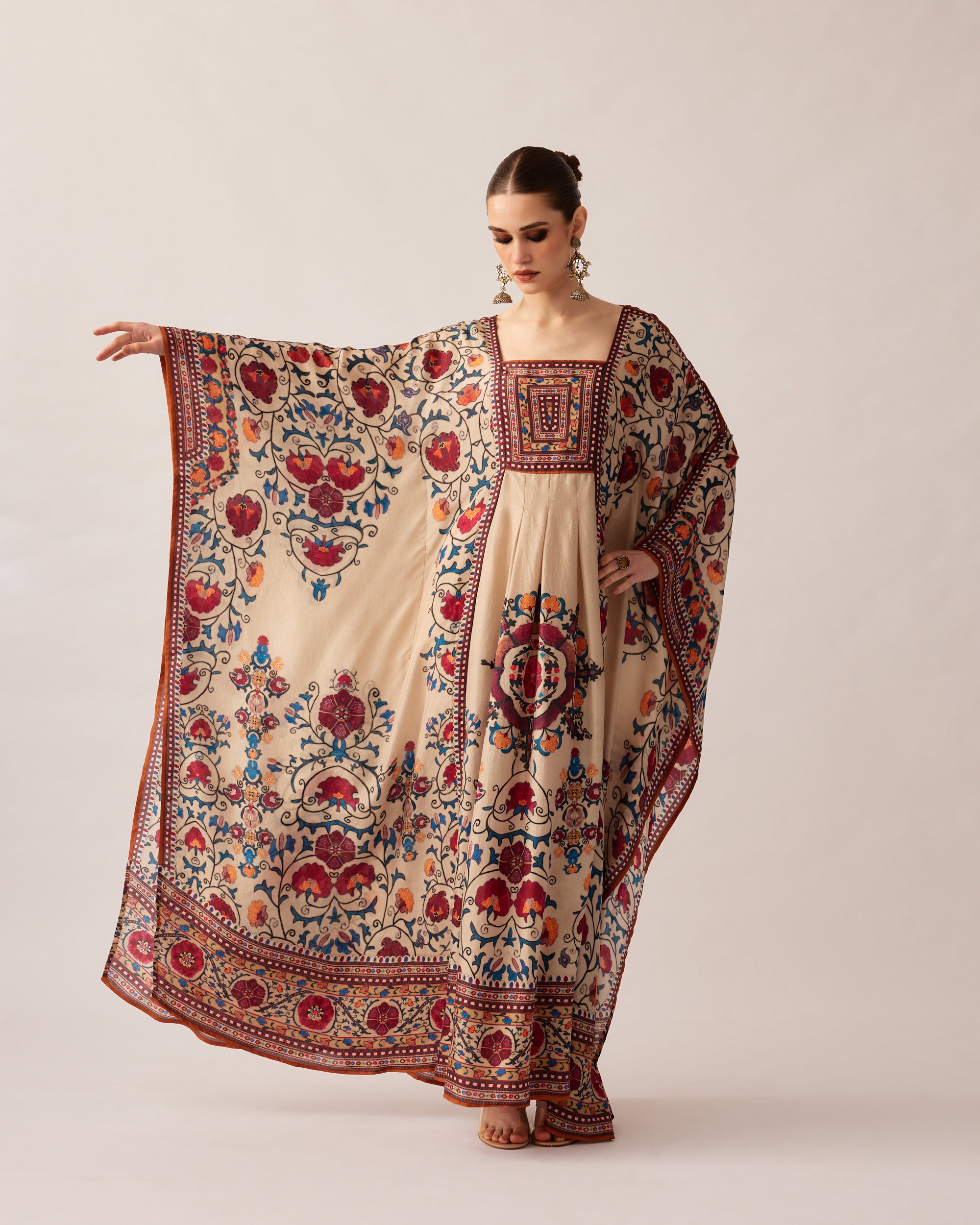 Bukhara : Yolanda - Taupe