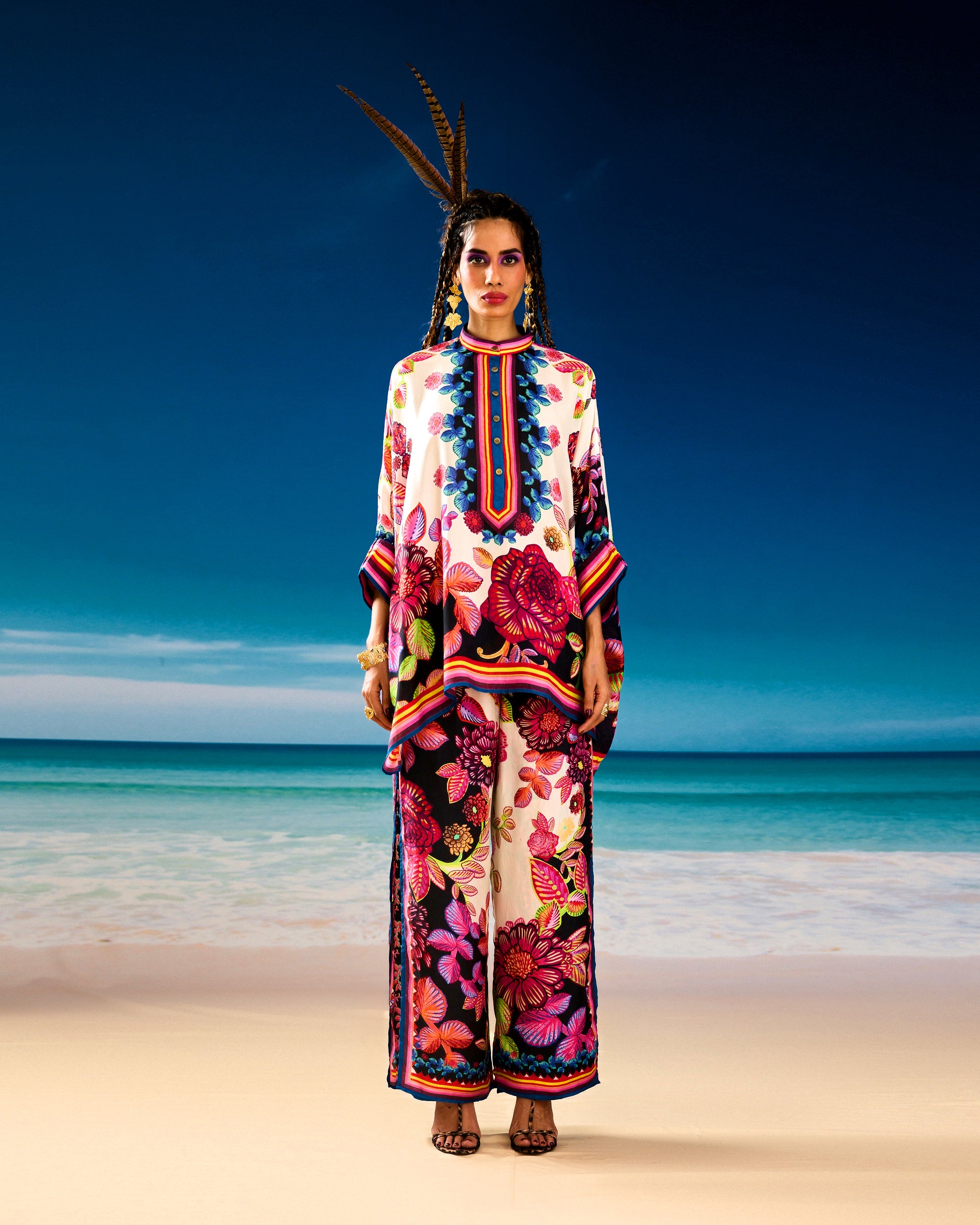 Jamaica : Chanel/Gloria - Ivory/Black