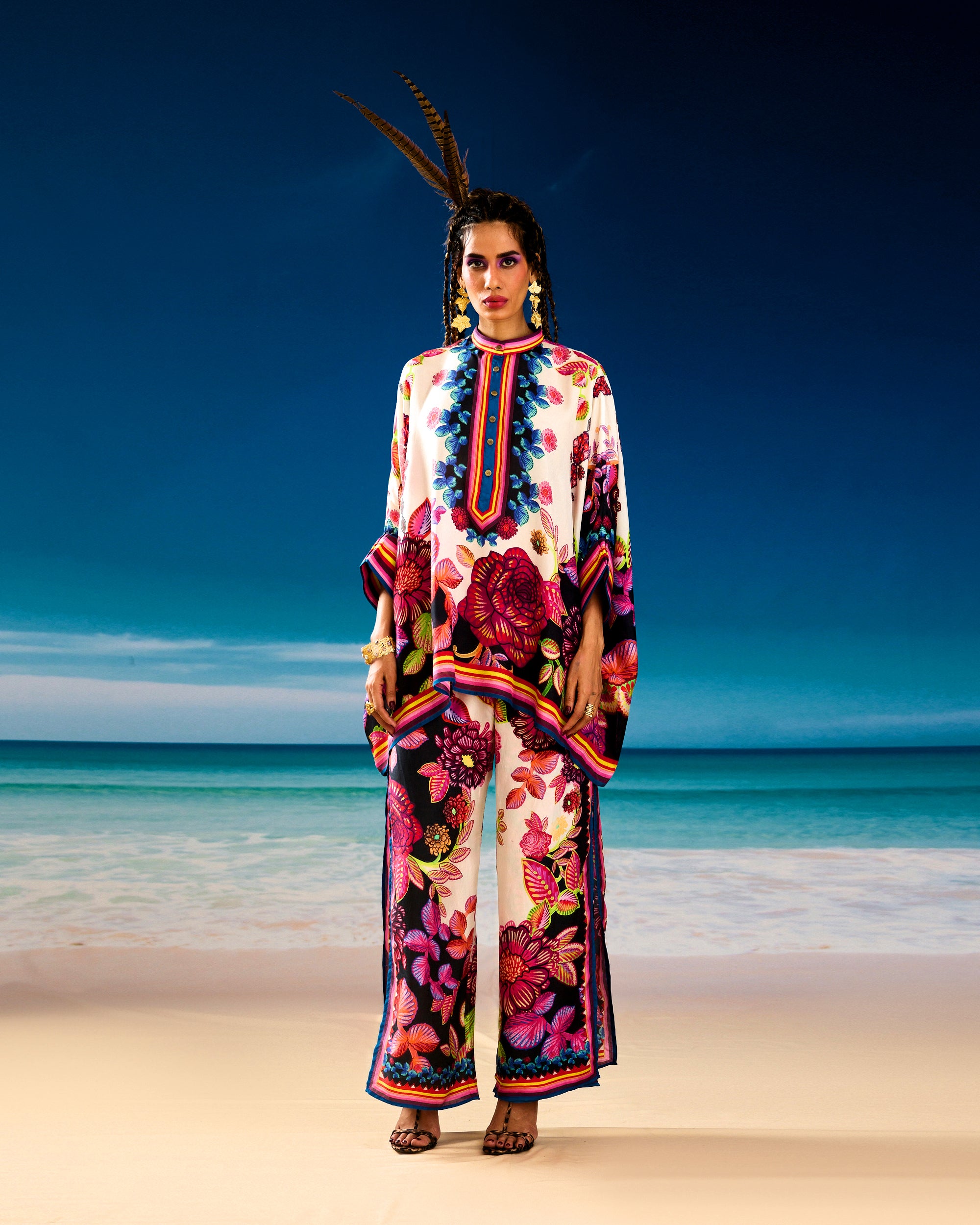 Jamaica : Chanel/Gloria - Ivory/Black