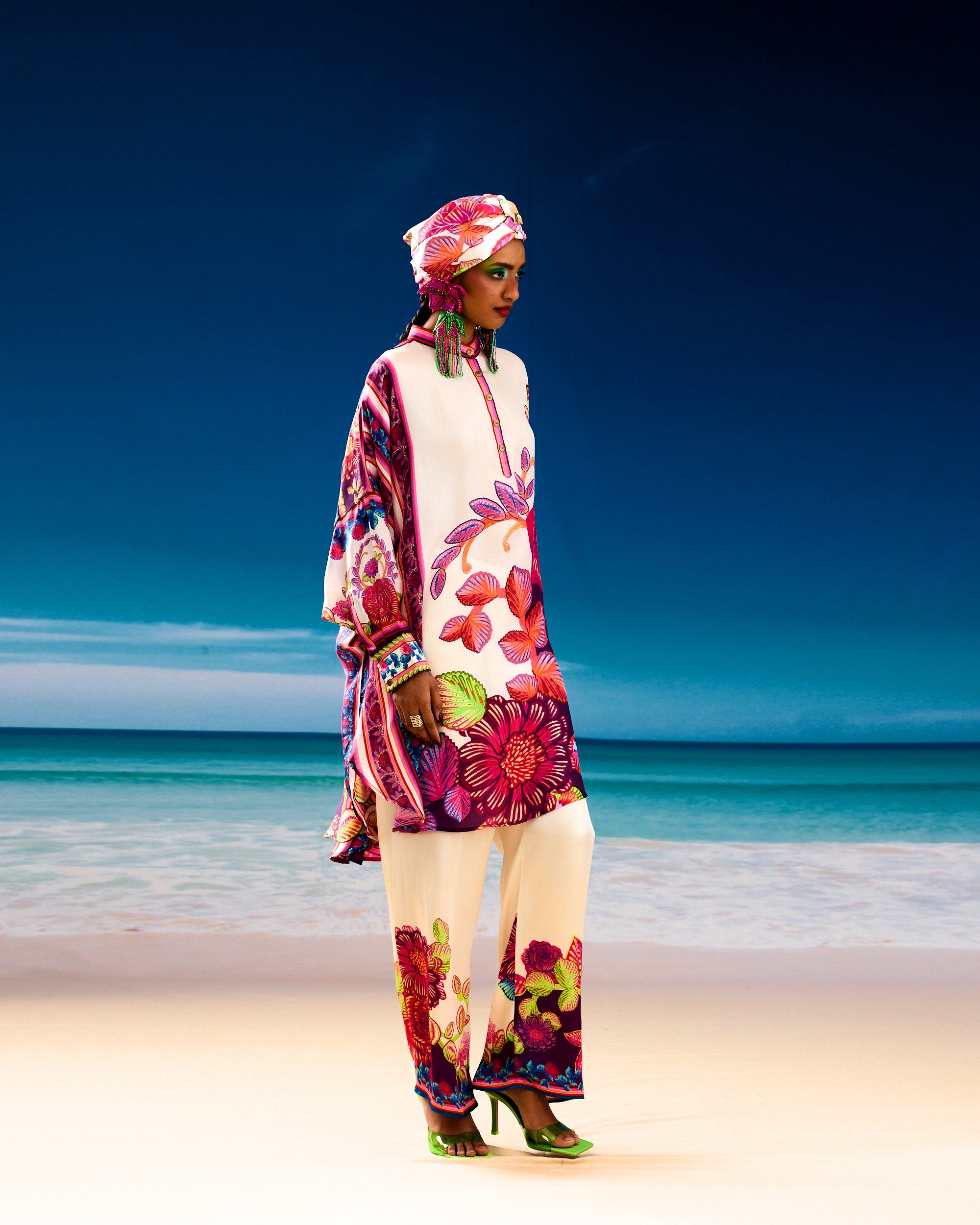 Jamaica : Mabel - Ivory/Purple
