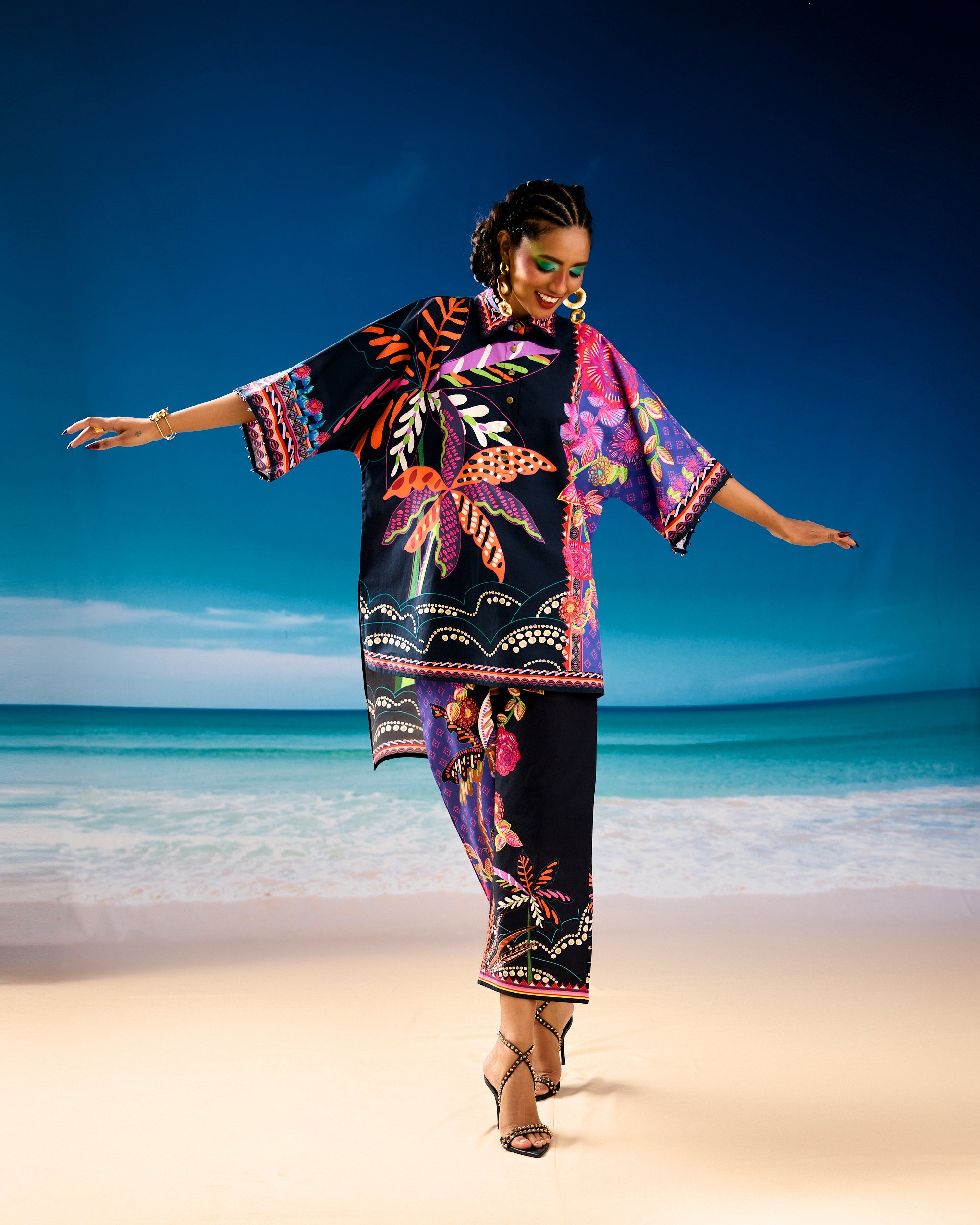 Jamaica : Nadia - Black/Indigo