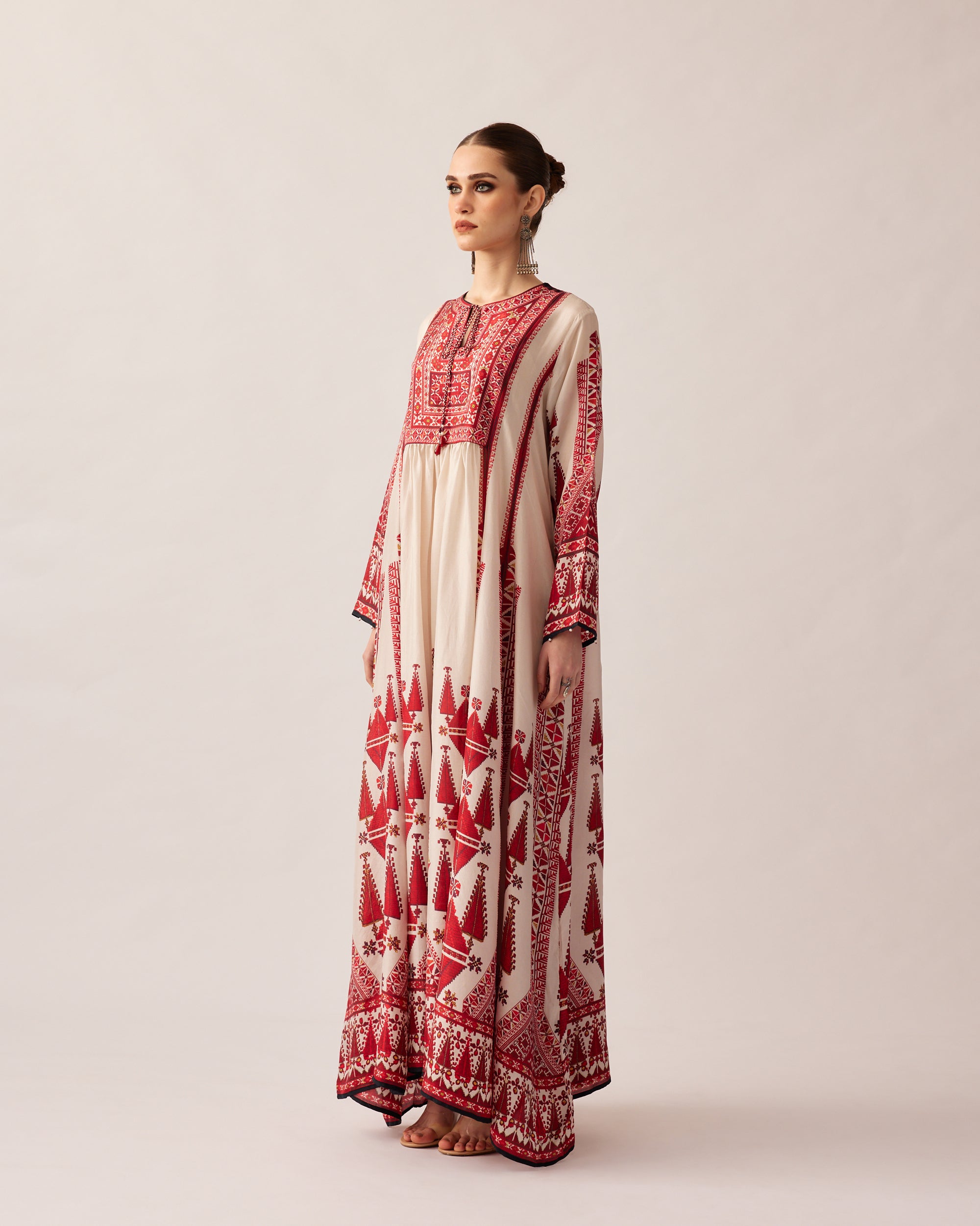 Bukhara : Anisha - Ivory/Red