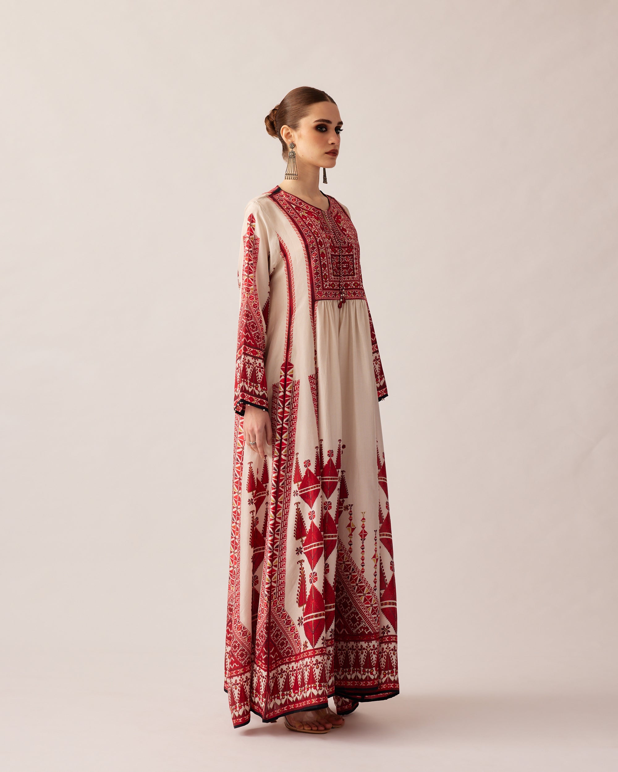 Bukhara : Anisha - Ivory/Red